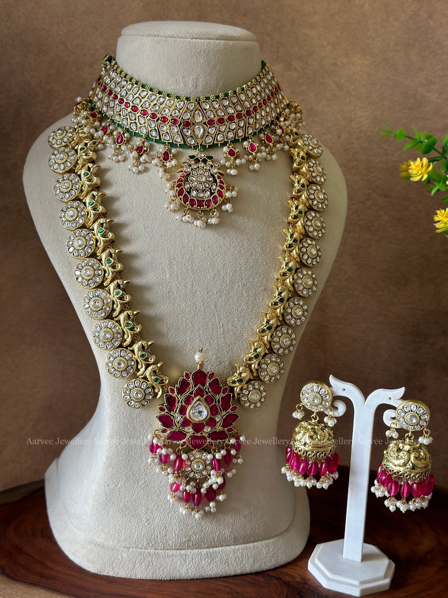 COMBO - JADAU KUNDAN WHITE STONE HIGH NECK CHOKER & WHITE AND PINK STONE HARAM WITH LOTUS PENDANT & PINK BEADS