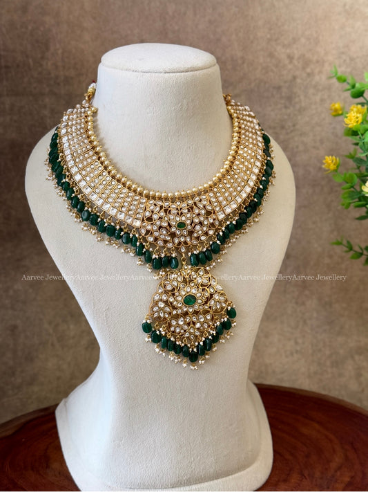 JADAU KUNDAN STATEMENT NECKLACE WITH WHITE STONE & GREEN BEADS