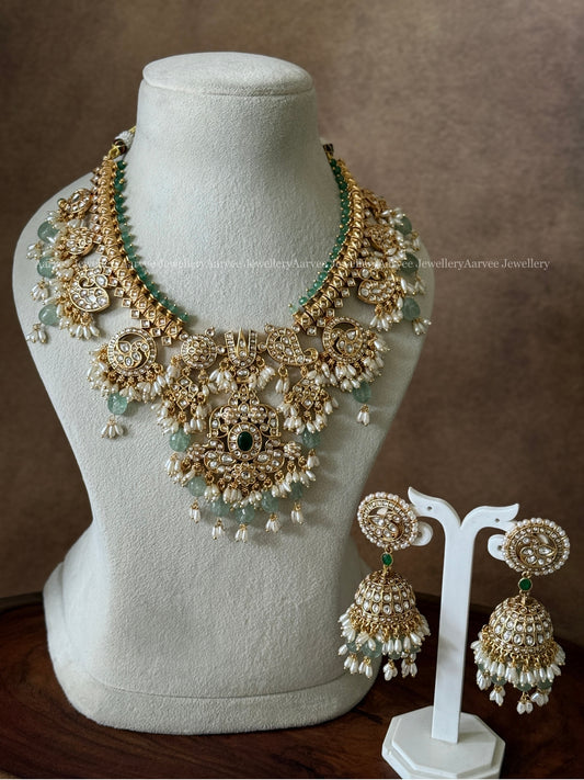 NITA GUTTA PUSALU NECKLACE SET WITH WHITE STONE & PASTEL BEADS