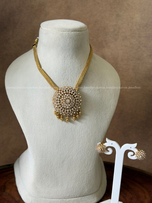GOLD MESH CHAIN SET WITH CZ WHITE STONE PENDANT