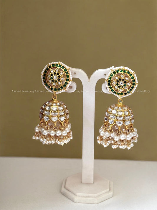 JADAU KUNDAN BUTTA JHUMKI WITH GREEN & WHITE STONES