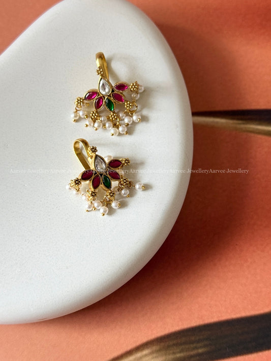 JADAU KUNDAN RUBY/GREEN/WHITE STONES FLORAL DESIGN EAR CUFF / BUGADI