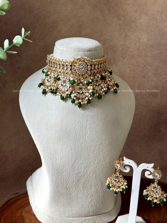 PREMIUM KEMP WHITE STONES MULTI PENDANT CHOKER SET WITH GREEN BEADS