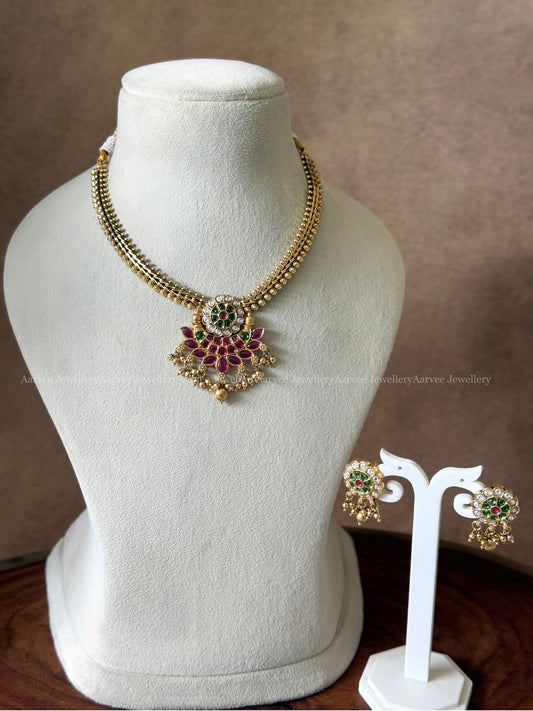 ELEGANT GOLD CHAIN SET WITH FLORAL PENDANT WITH RUBY/GREEN/WHITE  STONE & GOLD BEADS