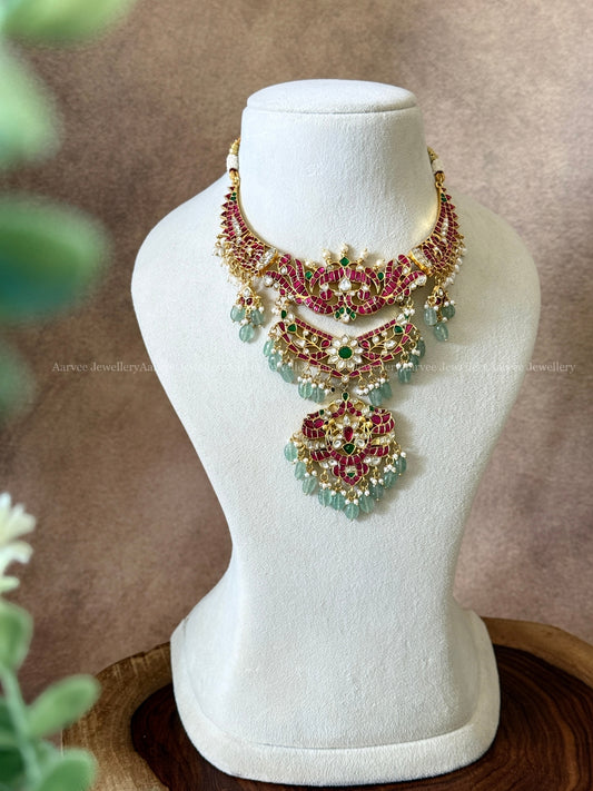 KANTI STATEMENT NECKLACE WITH PASTEL BEADS