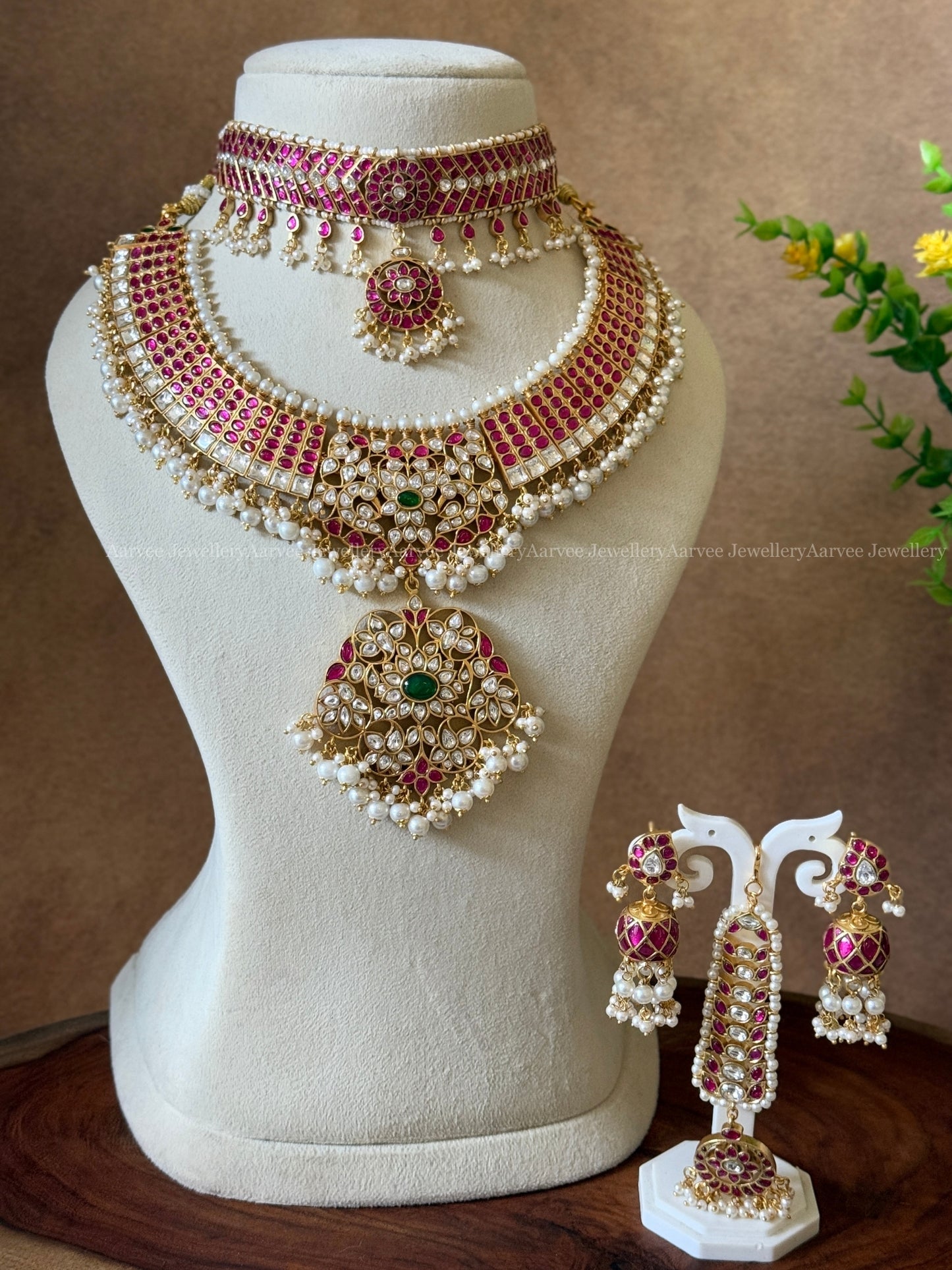 A LUXE JADAU KUNDAN SEMI-BRIDAL JEWELLERY SET | ADITI INSPIRED CHOKER, STATEMENT BRIDAL NECKLACE, MANGO MOTIF JHUMKI & FLORAL TIKKA IN RUBY STONES & PEARLS
