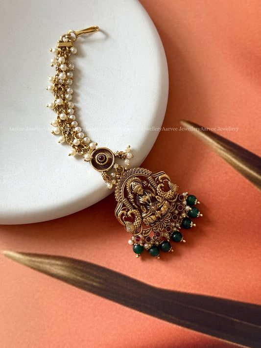 LAKSHMI TIKKA WITH GREEN BEADS