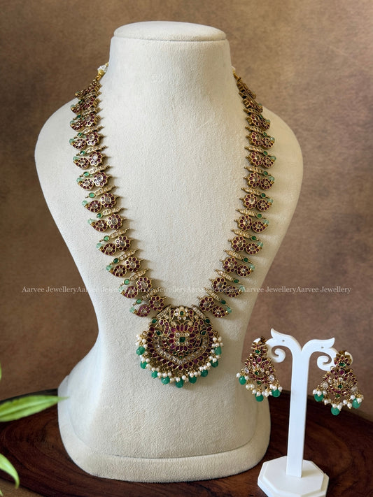 KEMP STONE MANGO MID LENGTH HARAM SET WITH GREEN BEADS