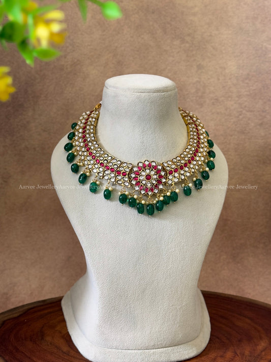 JADAU KUNDAN WHITE / PINK STONE FLORAL NECKLACE WITH GREEN BEADS