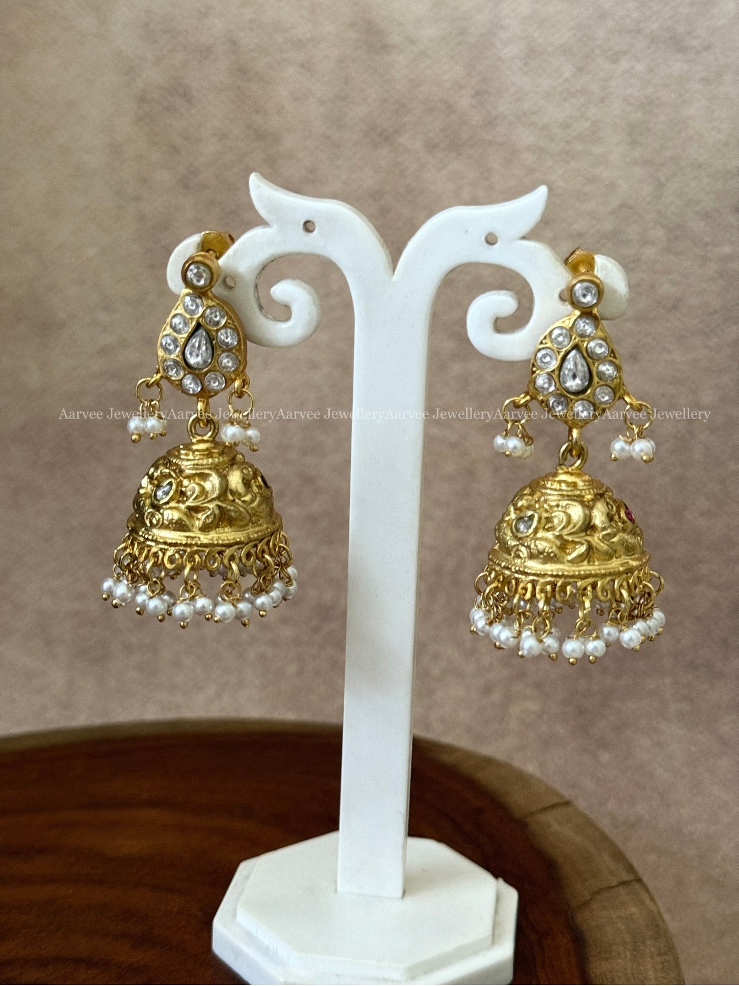 JADAU KUNDAN REVERSIBLE JHUMKI WITH PEARLS
