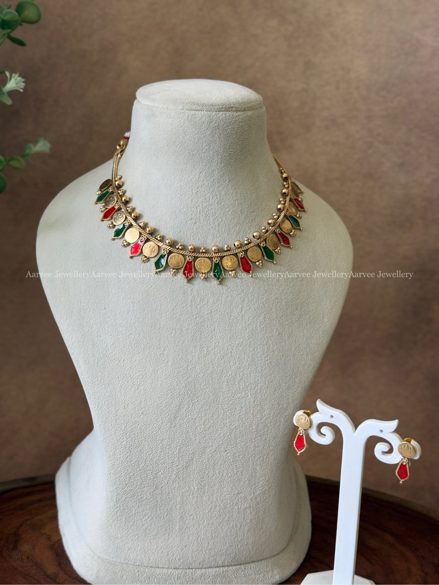 COIN AND PALAKKA NECKLACE SET WITH RED & GREEN COLOR