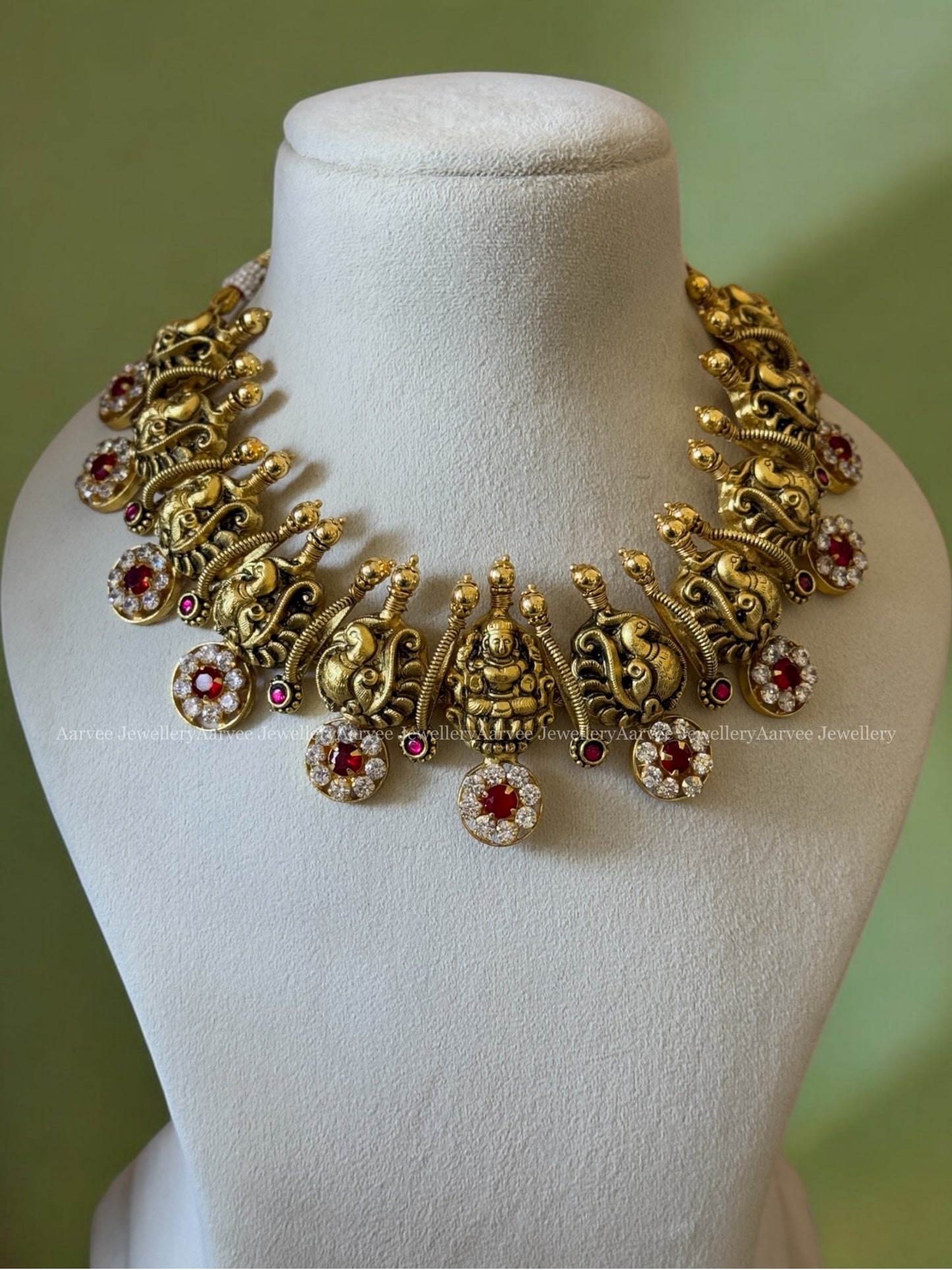 JADAU KUNDAN NAGAS NECKLACE WITH MIX OF RUBY & WHITE STONES