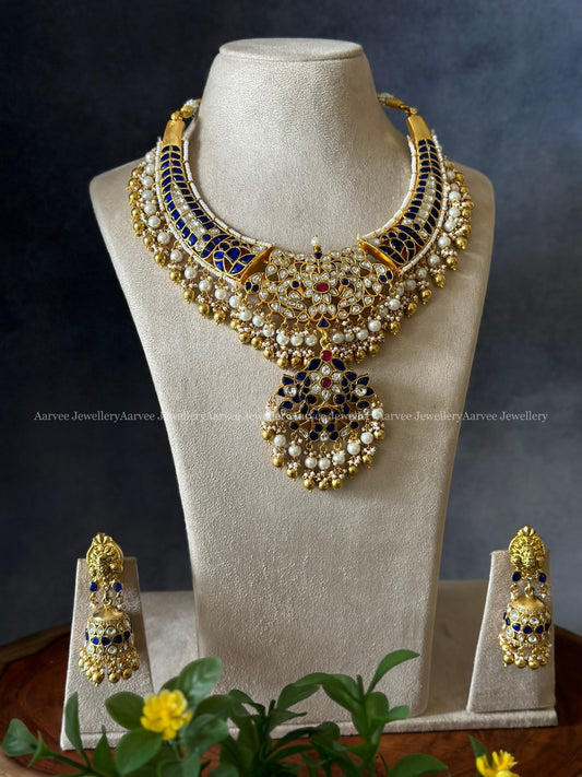 JADAU KUNDAN BLUE STONE KANTI NECKLACE WITH PEACOCK JHUMKI AND GOLD BEADS