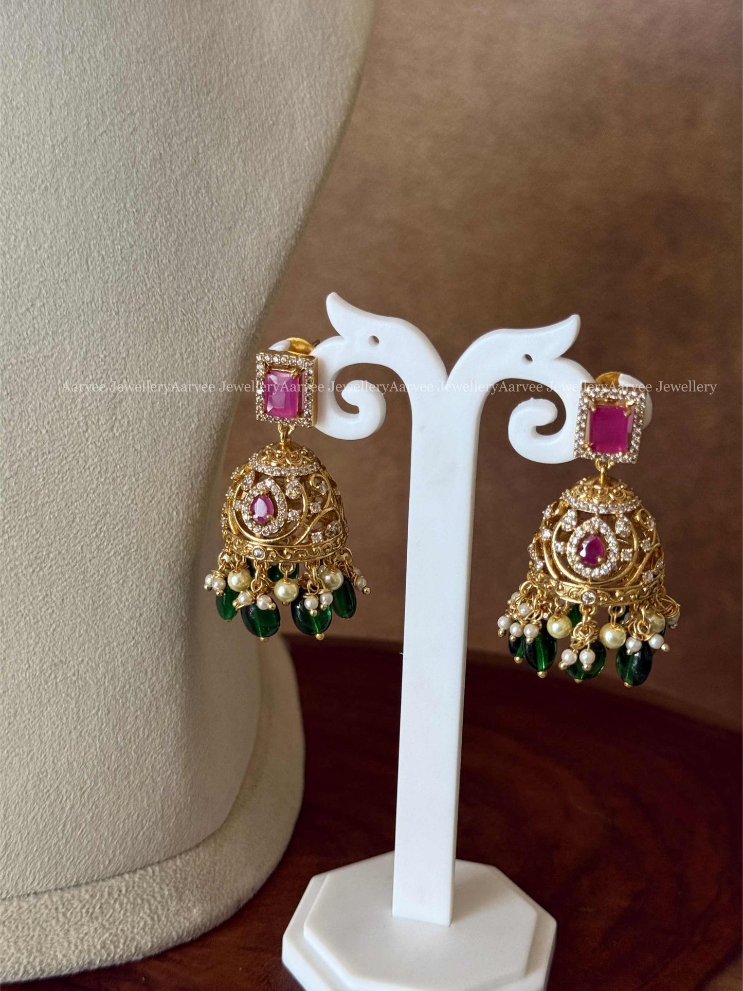 CZ CLOSE NECK CHOKER SET WITH GREEN STONE & GREEN BEADS
