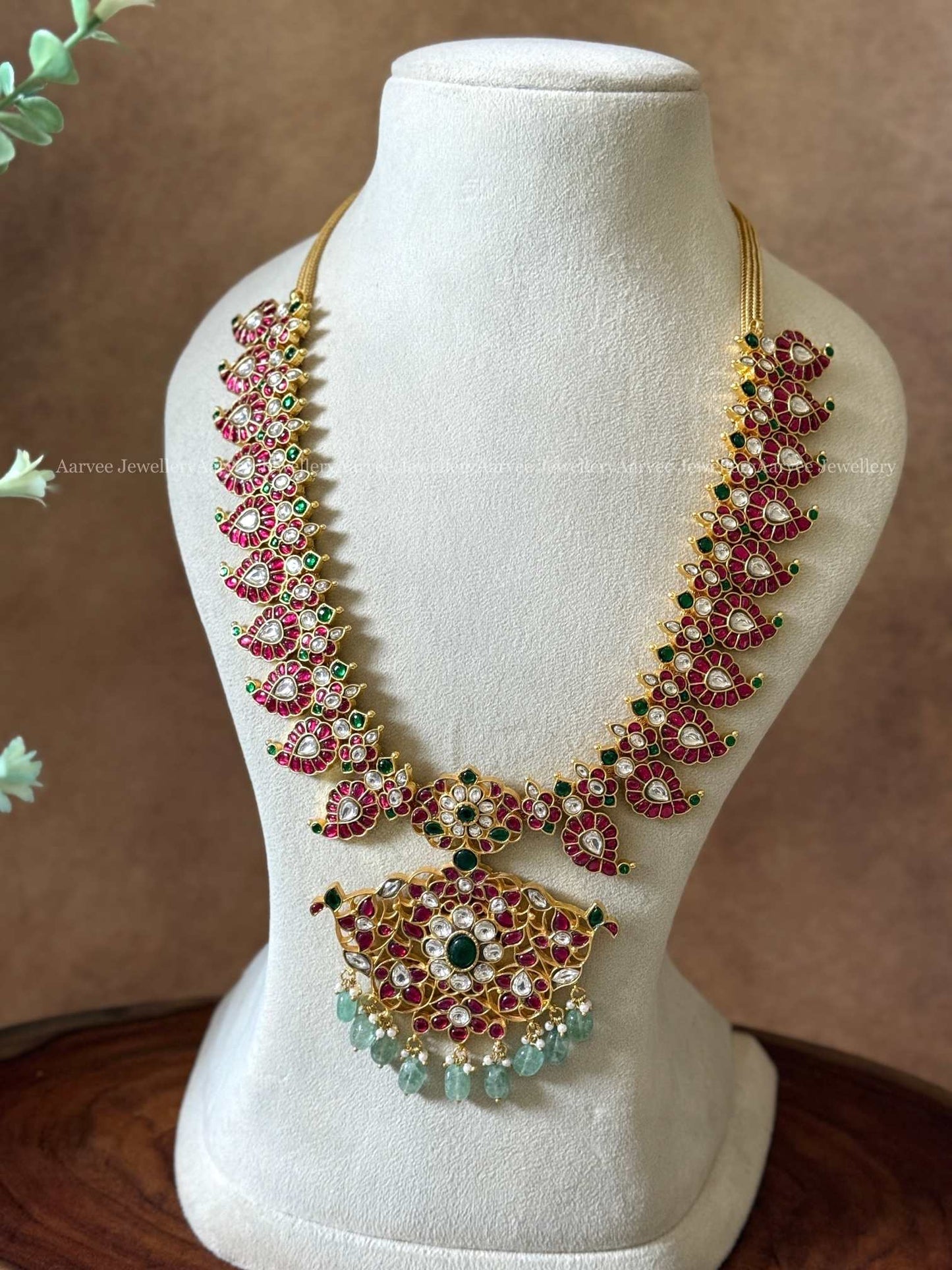 JADAU KUNDAN MANGO MOTIF HARAM WITH RUBY STONES AND PASTEL BEADS