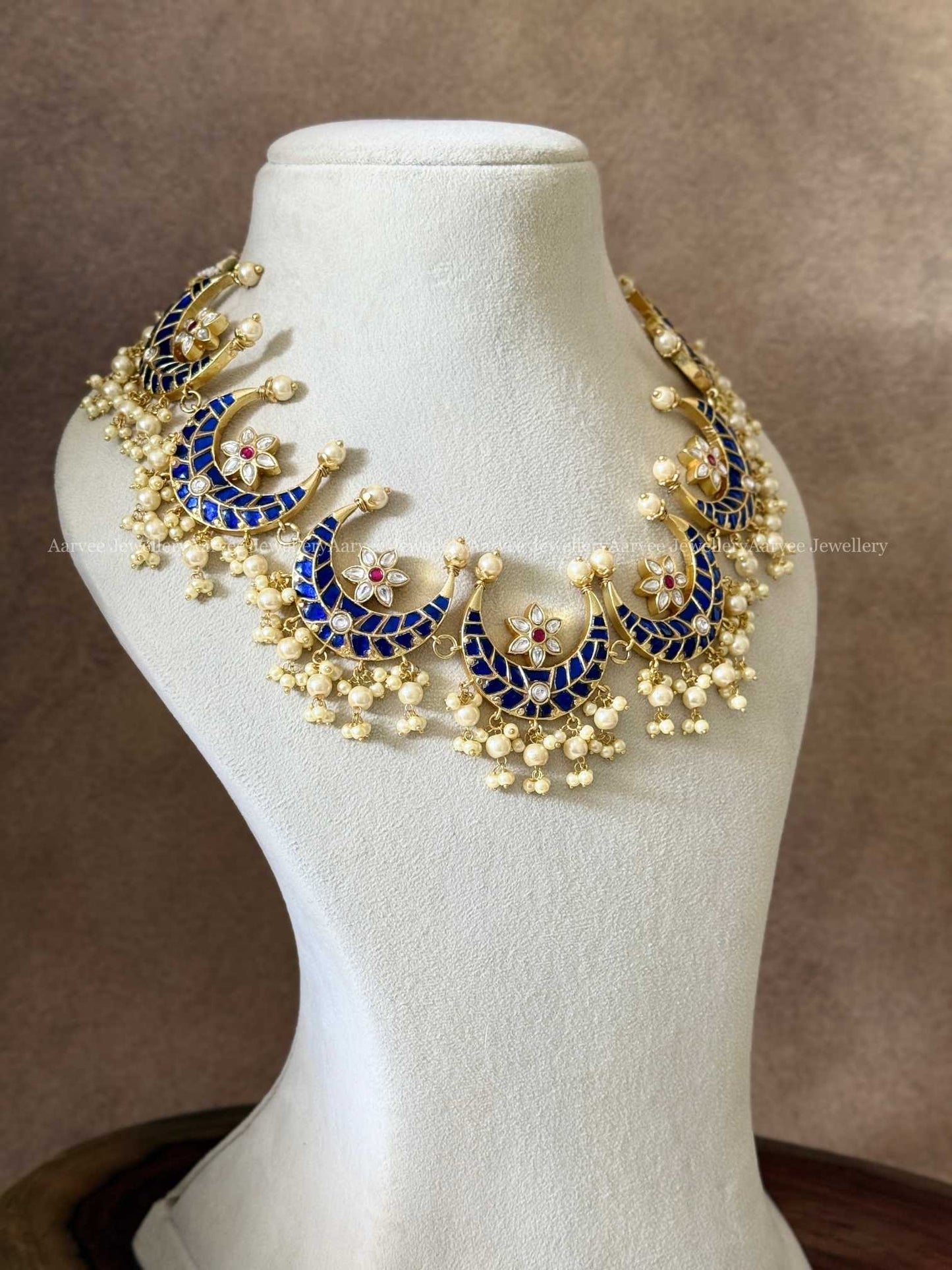 JADAU KUNDAN BLUE / PINK STONES CHAND NECKLACE WITH PEARLS