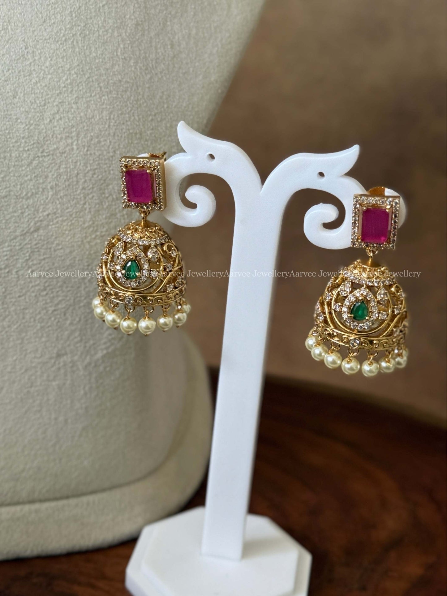 CZ PINK / GREEN STONES HIGHNECK CHOKER SET WITH PEARLS