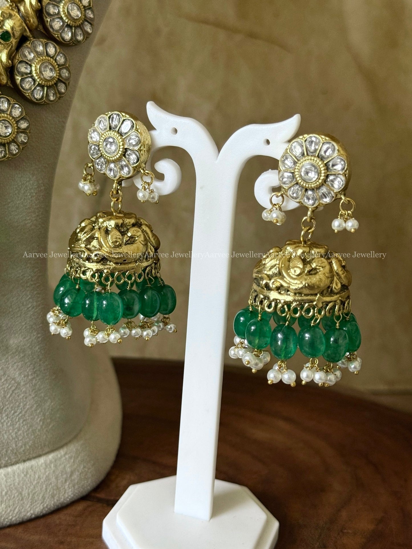 JADAU KUNDAN PINK & WHITE STONE BUTTA NECKLACE WITH WHITE STONE BOTTU HARAM WITH PINK STONE LOTUS PENDANT AND BOTTLE GREEN BEADS