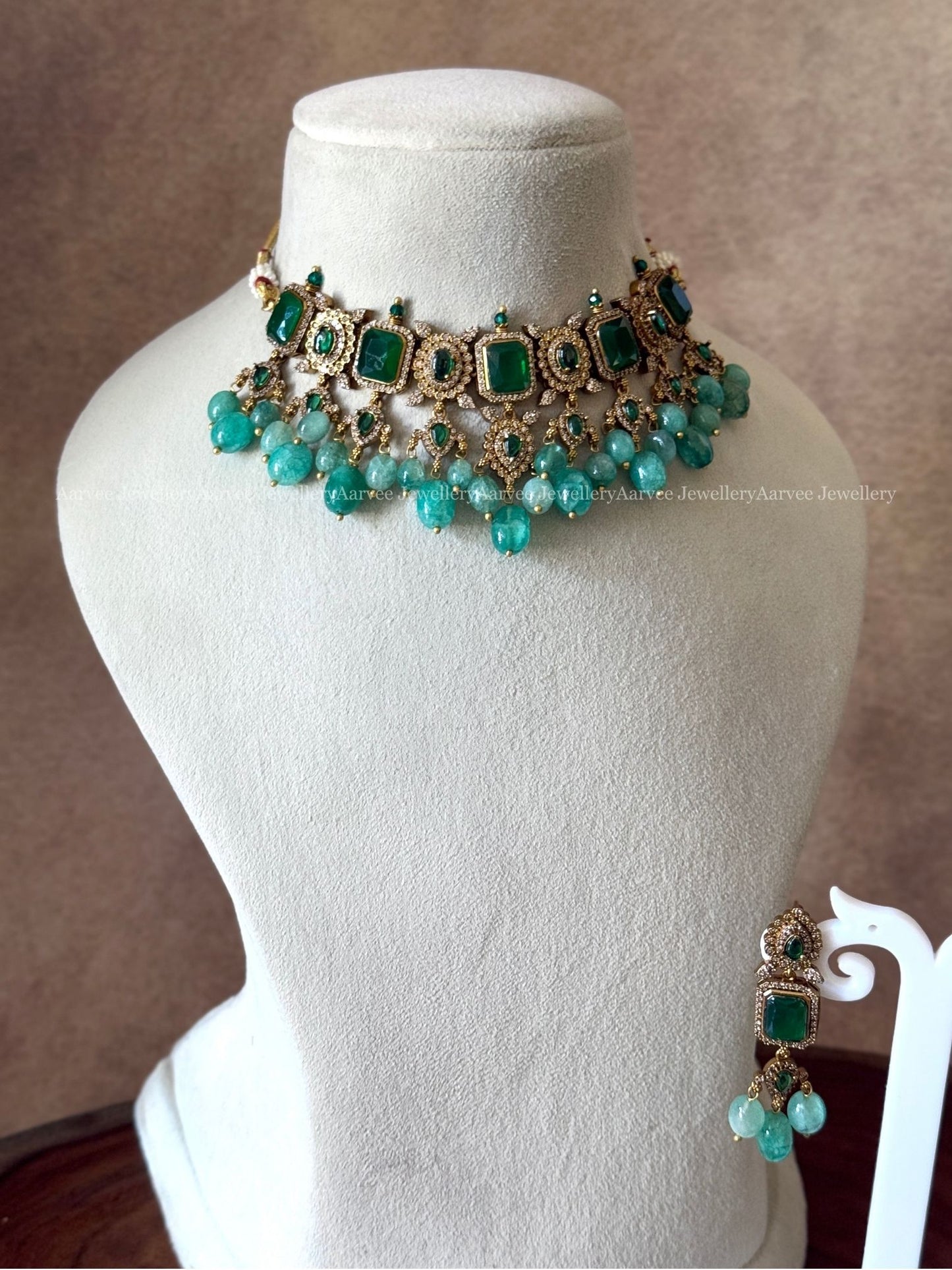 CLEARANCE - CZ SEA GREEN STONE CHOKER SET