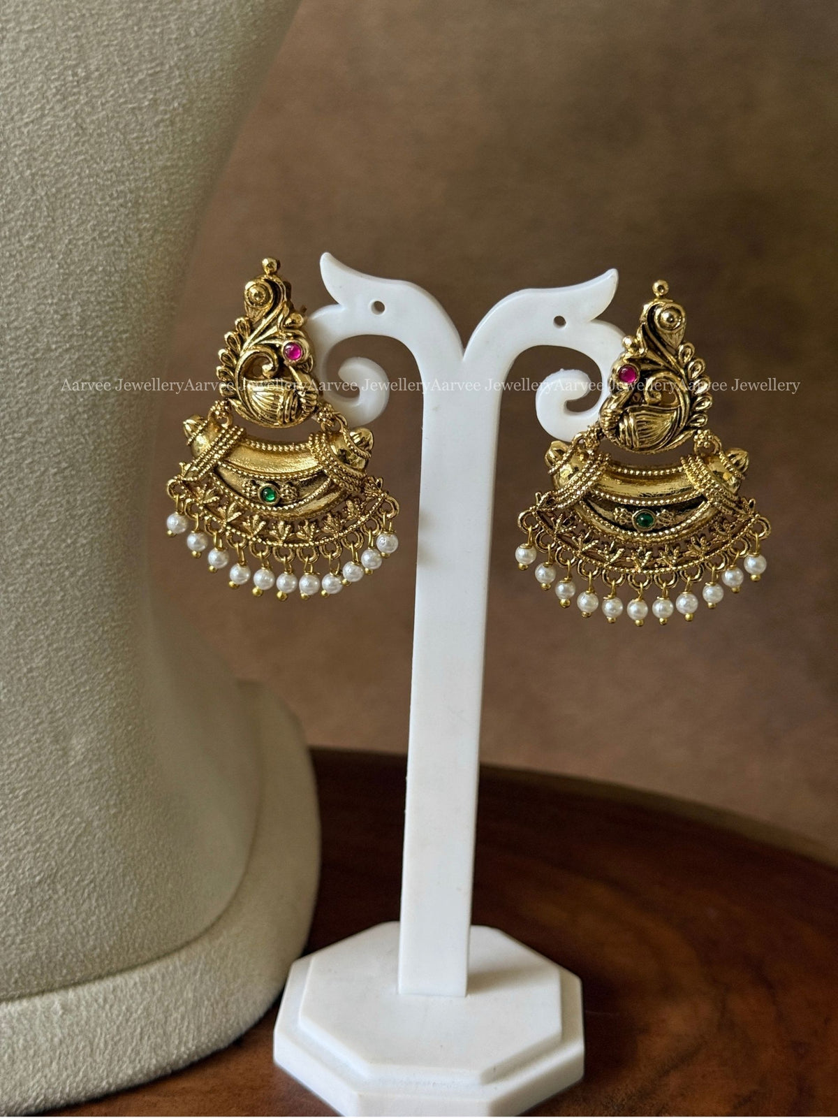 PREMIUM PINK KUNDAN STONE NON IDOL STATEMENT CHOKER SET WITH PASTEL BEADS