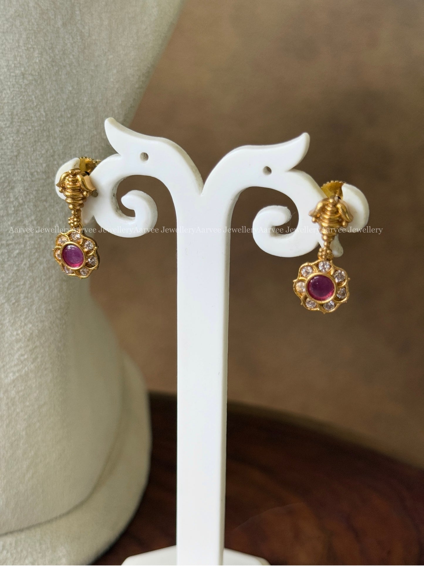 HIGH QUALITY CZ RUBY/WHITE STONES FLORAL NECKLACE SET