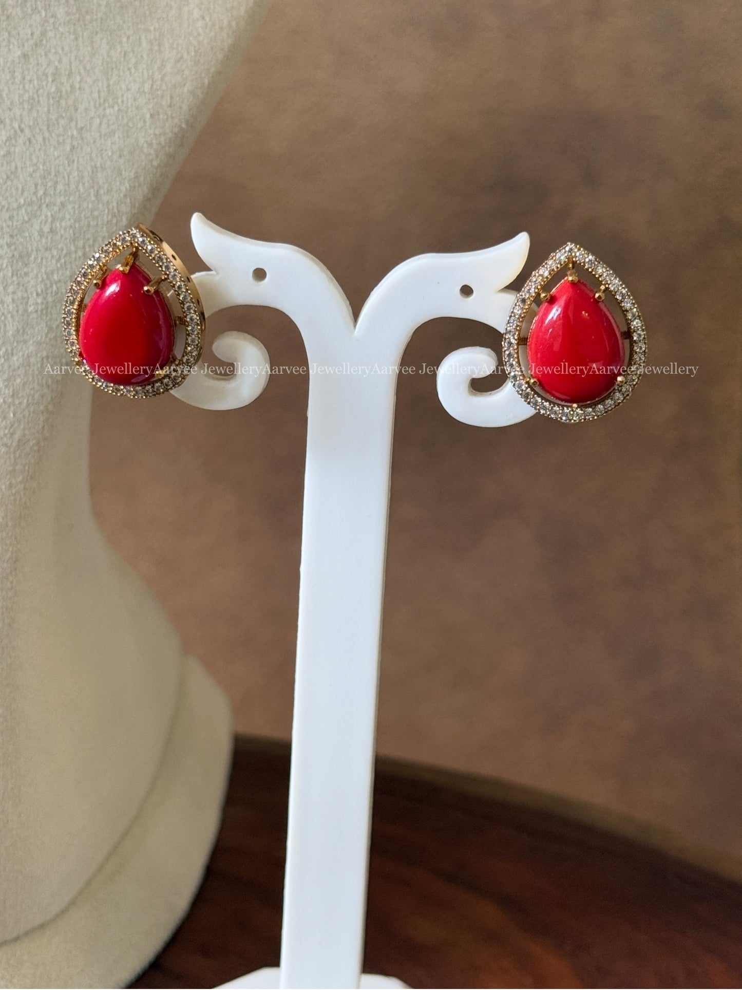 CORAL STONES NECKLACE SET