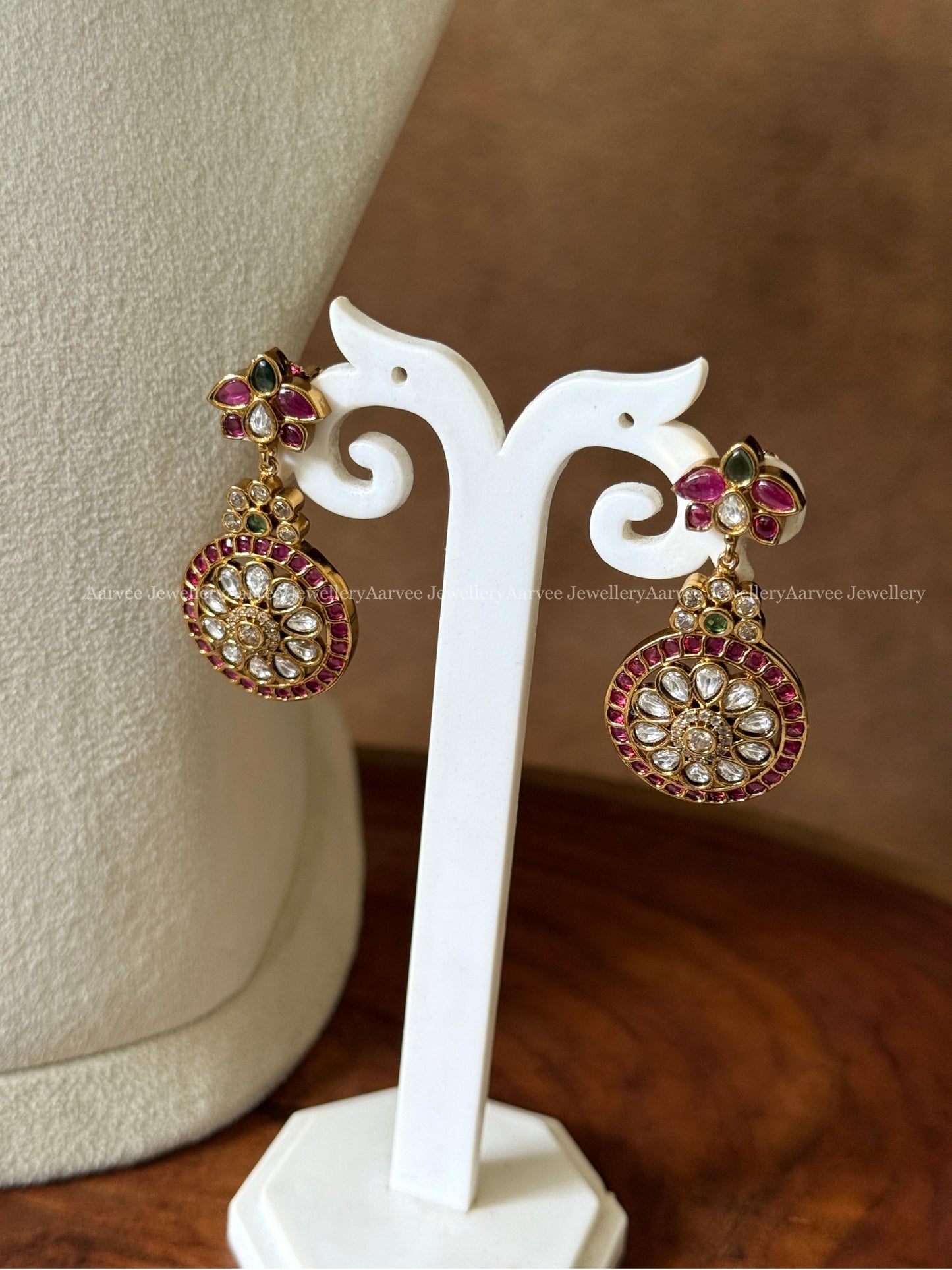 WHITE & RUBY STONE BUTTA HARAM SET