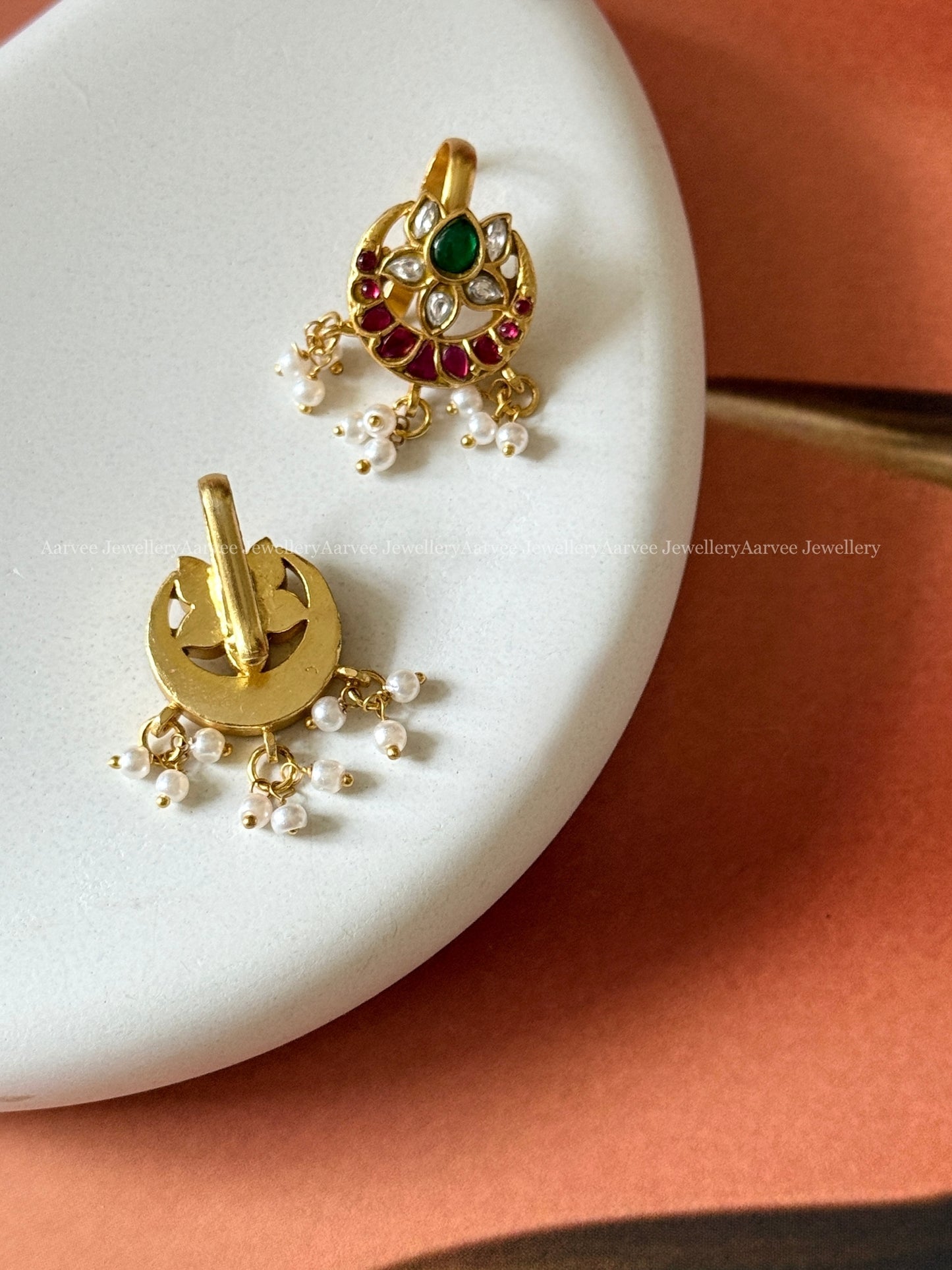 JADAU KUNDAN RUBY/GREEN/WHITE STONES CHAND & FLORAL DESIGN EAR CUFF / BUGADI