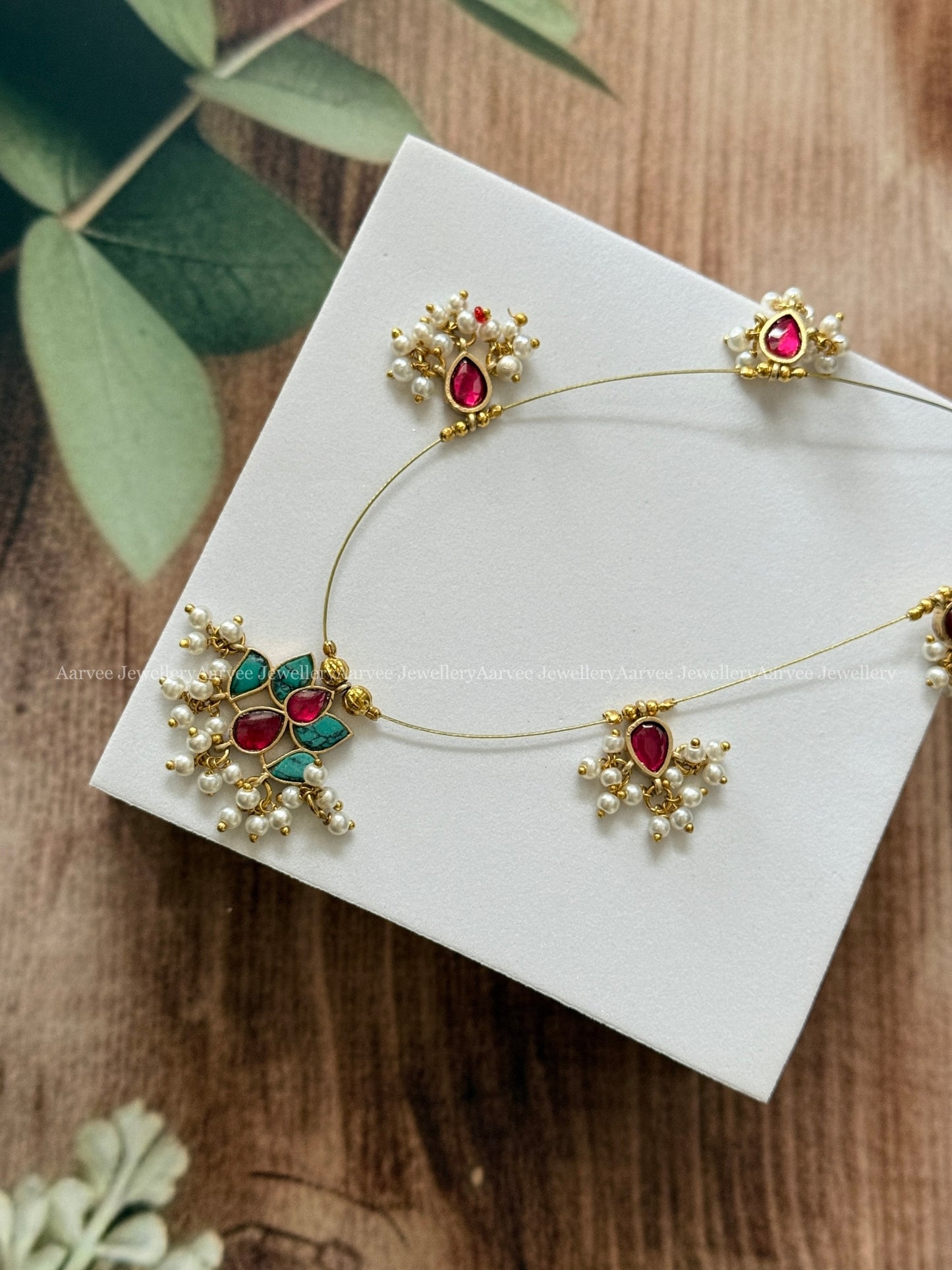 INVISIBLE CHAIN WITH LOTUS PENDANT IN TURQUOISE / PINK KUNDAN STONE