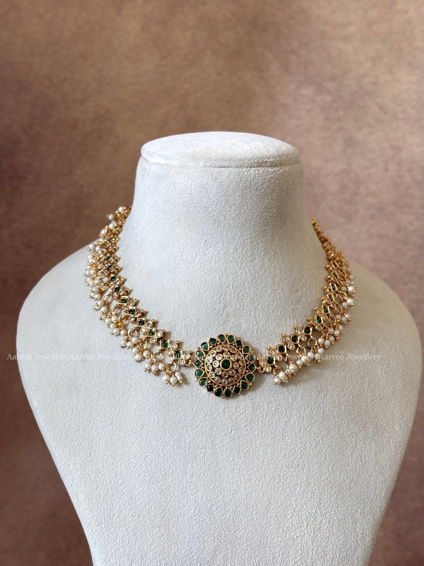 MINIMAL CZ GREEN STONE NECKLACE SET