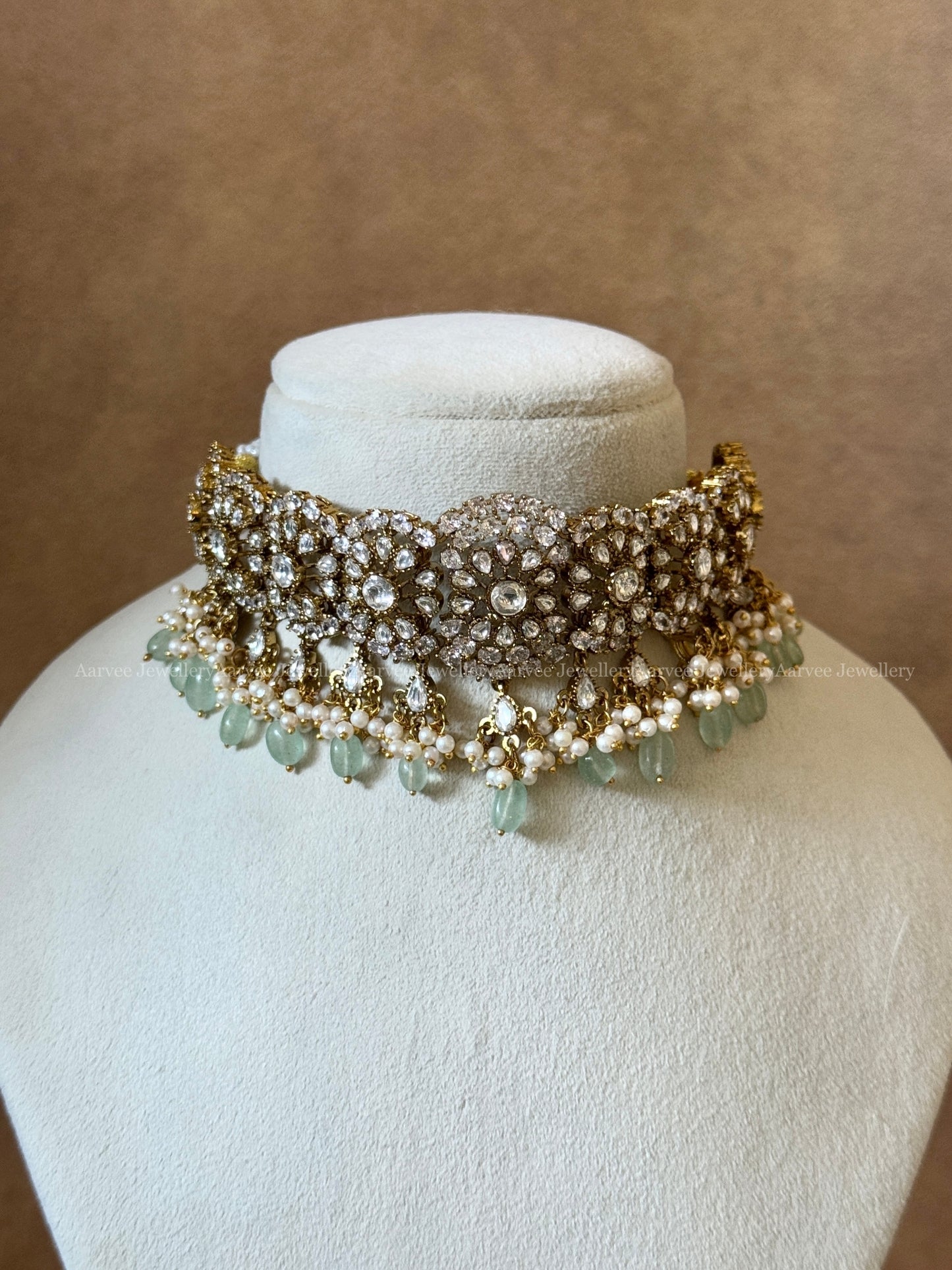 VICTORIAN WHITE STONE CHOKER SET WITH PASTEL BEADS