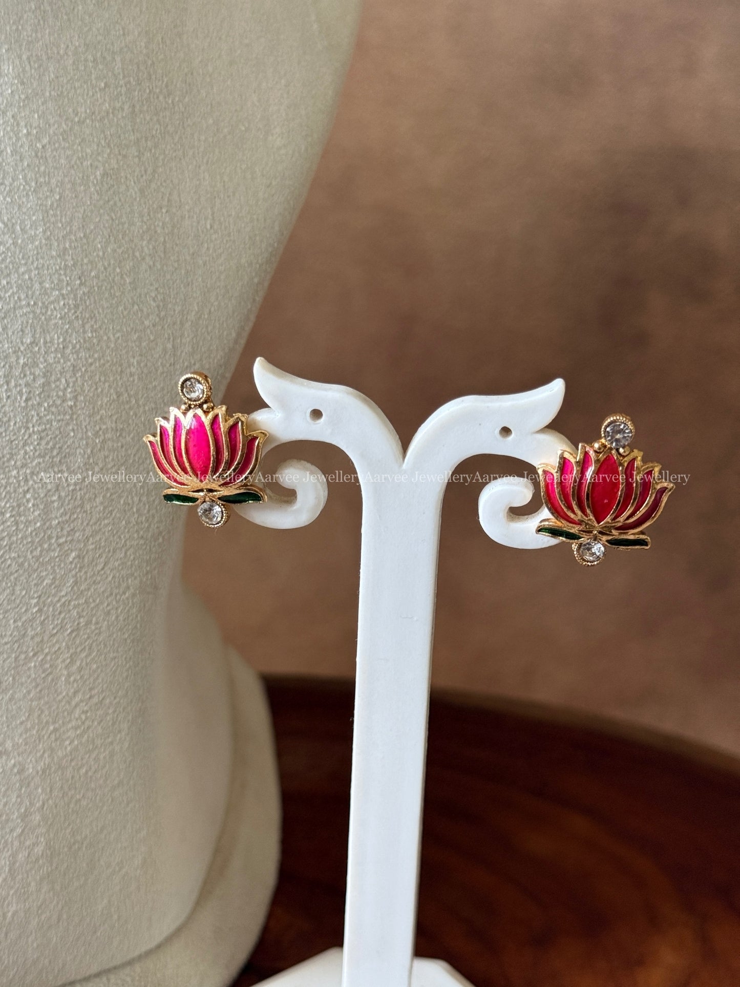 GOLD CHAIN PINK LOTUS NECKLACE SET - PREMIUM