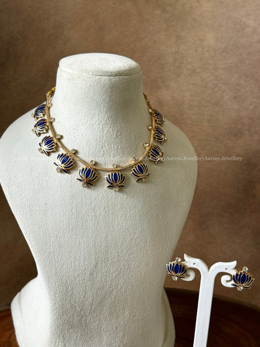 GOLD CHAIN BLUE LOTUS NECKLACE SET - PREMIUM