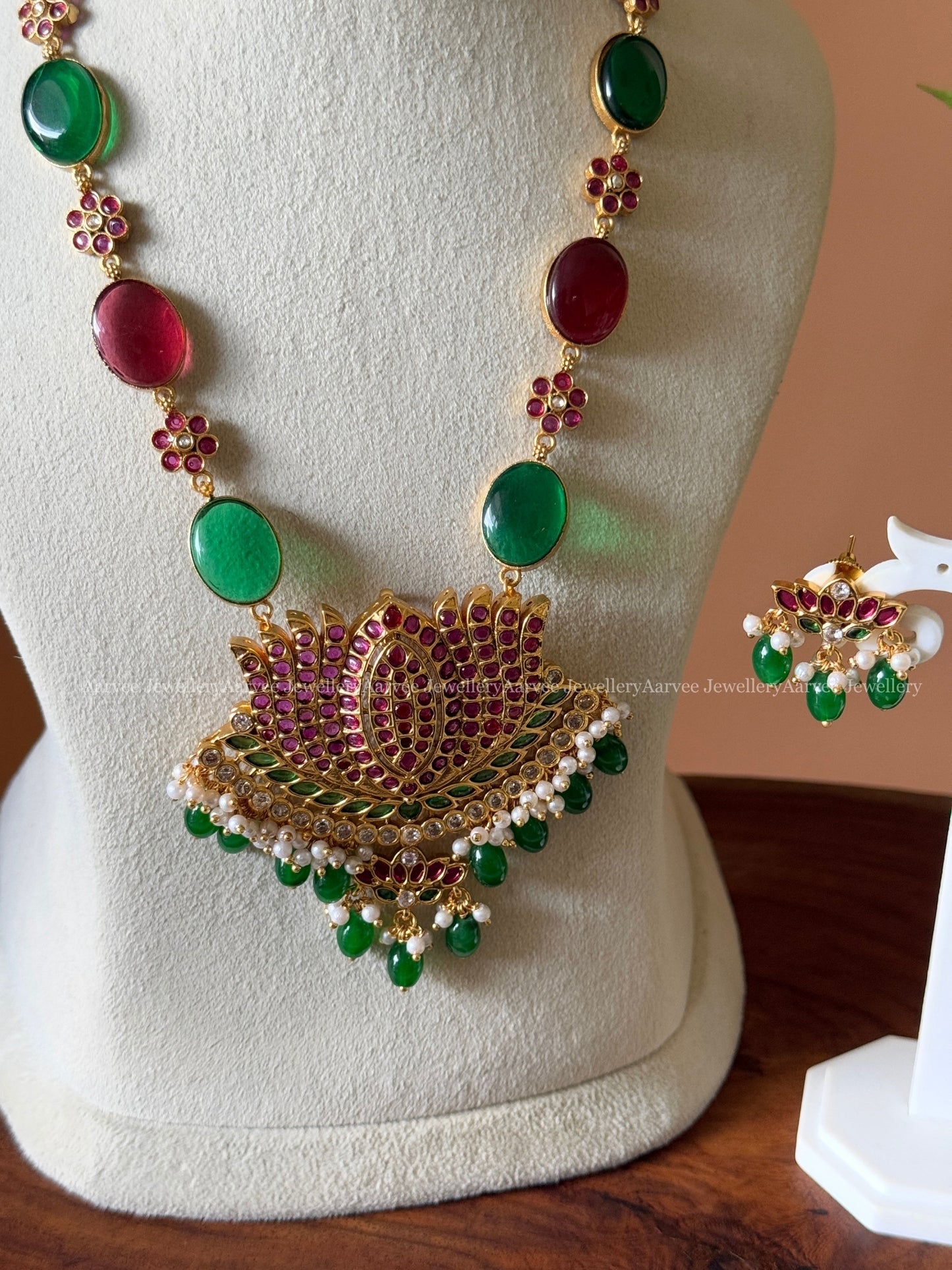 RUBY/GREEN STONES MID LENGTH CHAIN SET WITH LOTUS PENDANT AND GREEN BEADS
