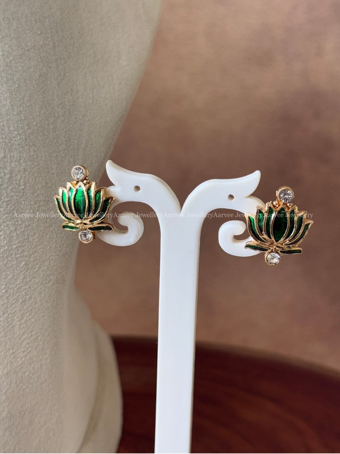 GOLD CHAIN GREEN LOTUS NECKLACE SET - PREMIUM