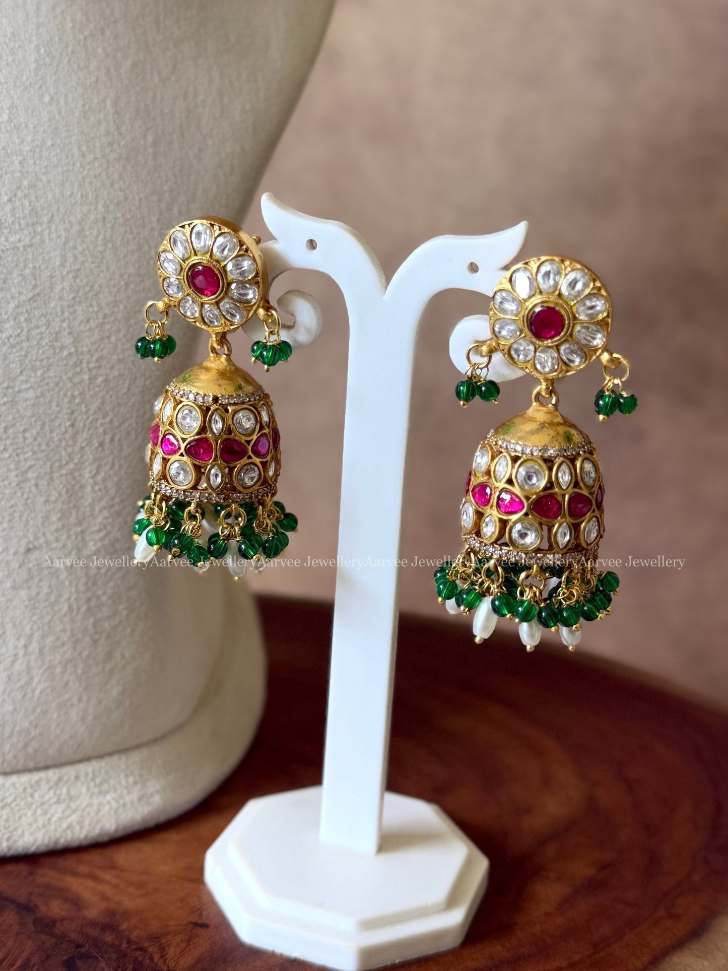 JADAU KUNDAN GOLD TONE ANNAM CHOKER SET WITH PINK FLORAL PENDANT RICE PEARLS & TINY GREEN BEADS