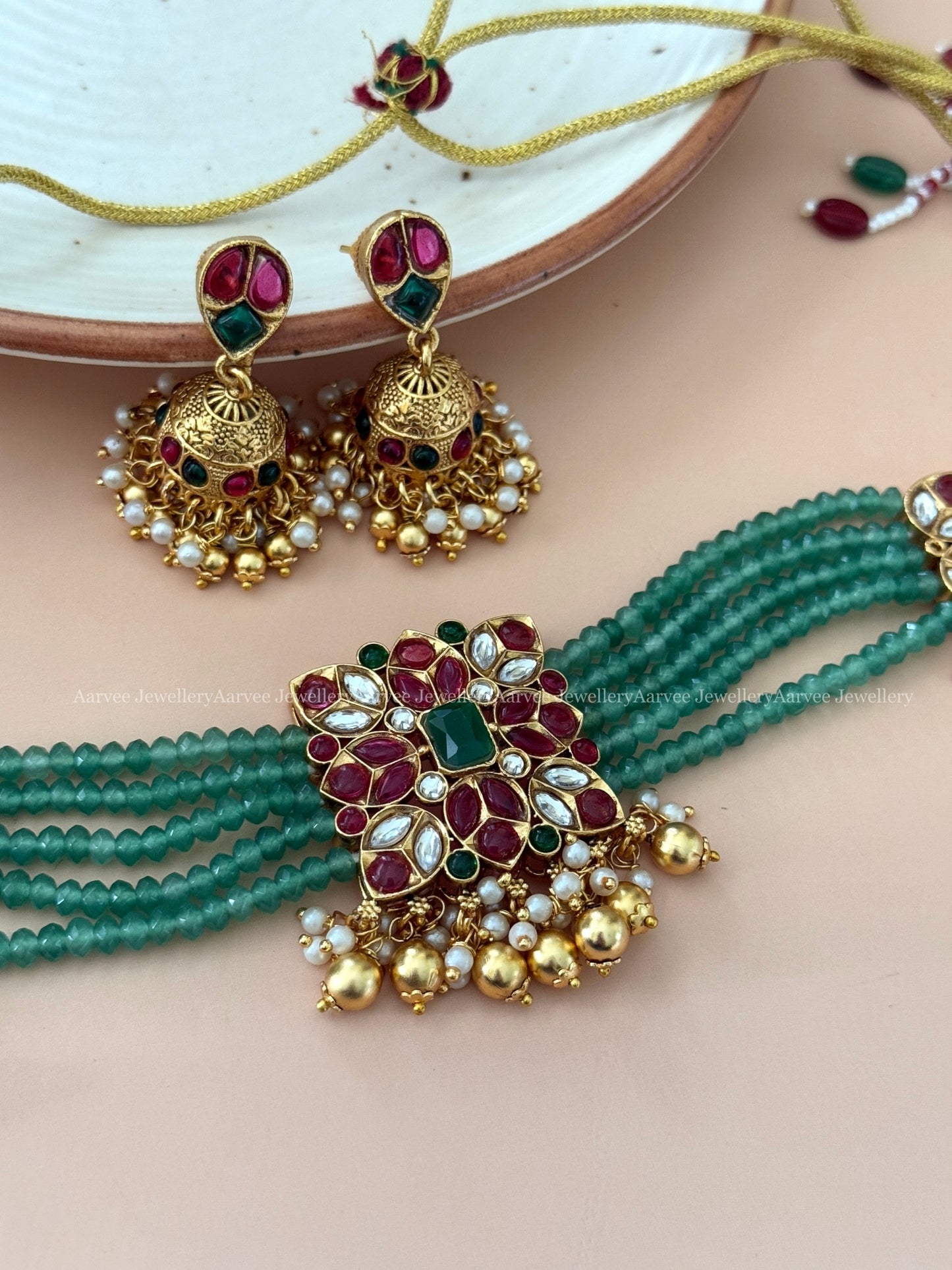 PASTEL BEADED SQUARE CHOKER SET WITH RUBY / GREEN STONES WITH GOLD BEADS