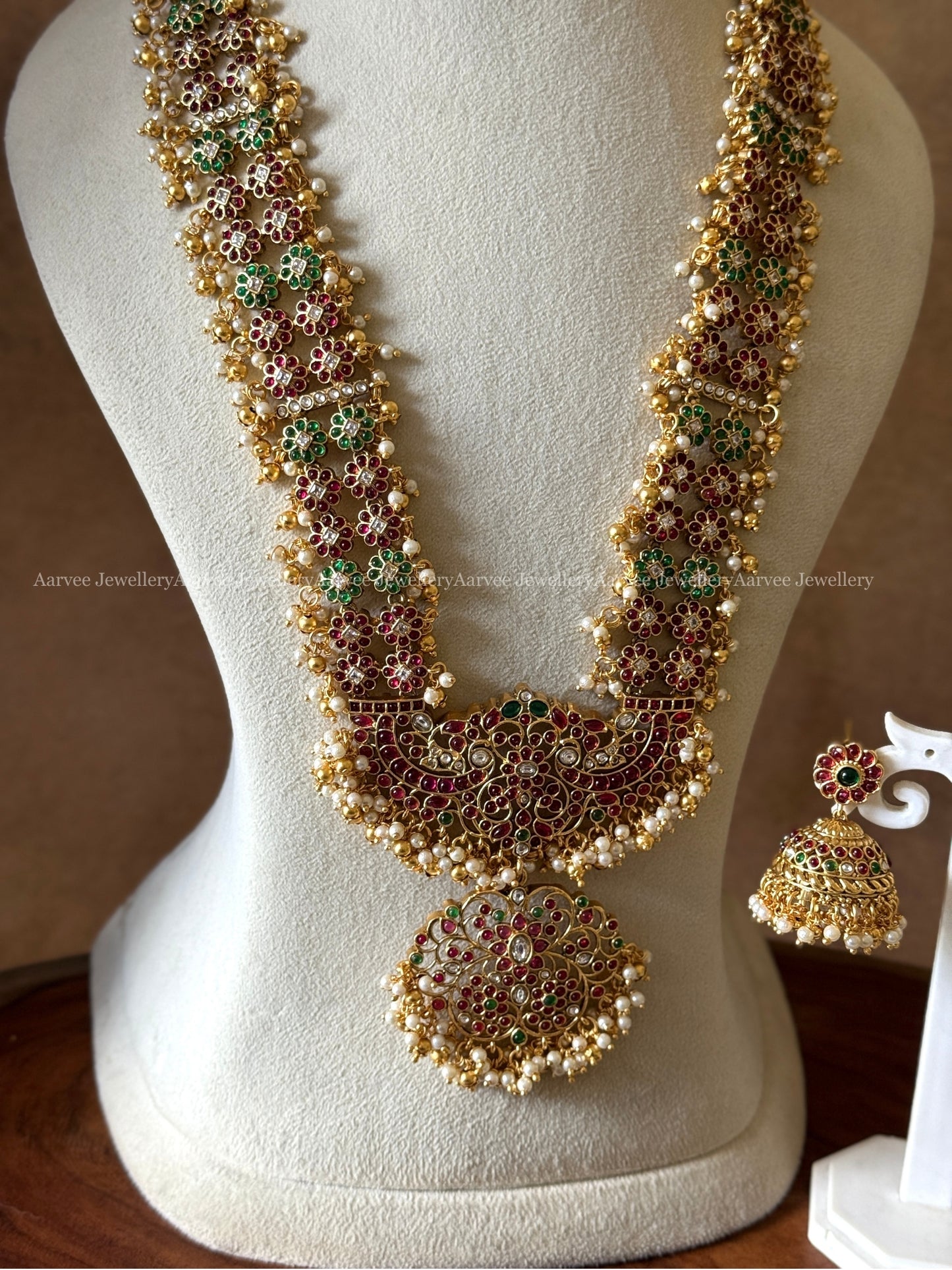 MULTI COLOR KEMP STONES FLORAL HARAM SET