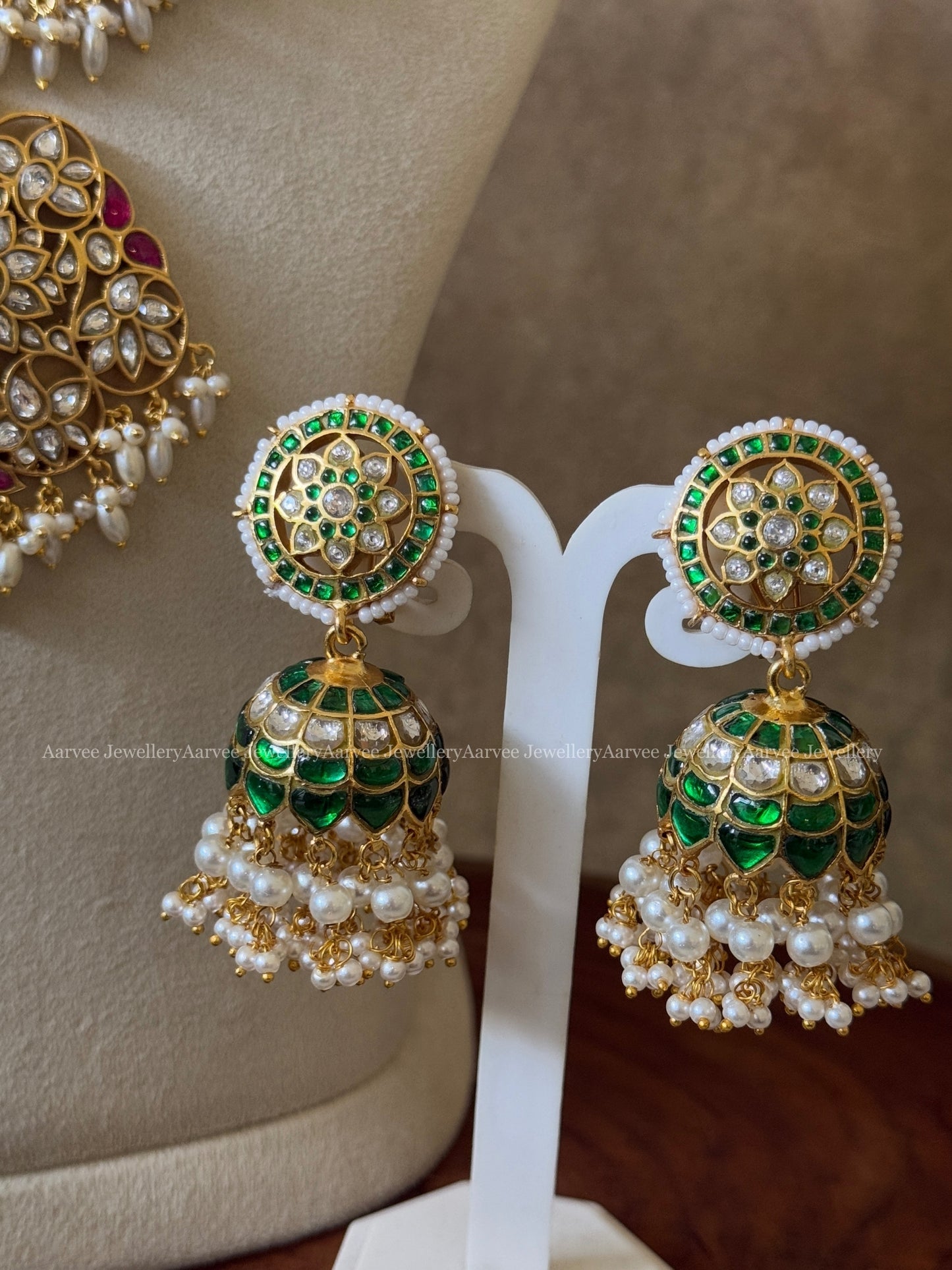 COMBO - JADAU KUNDAN ADITI CHOKER | STATEMENT BRIDAL NECKLACE | BUTTA JHUMKI WITH GREEN STONES & RICE PEARLS