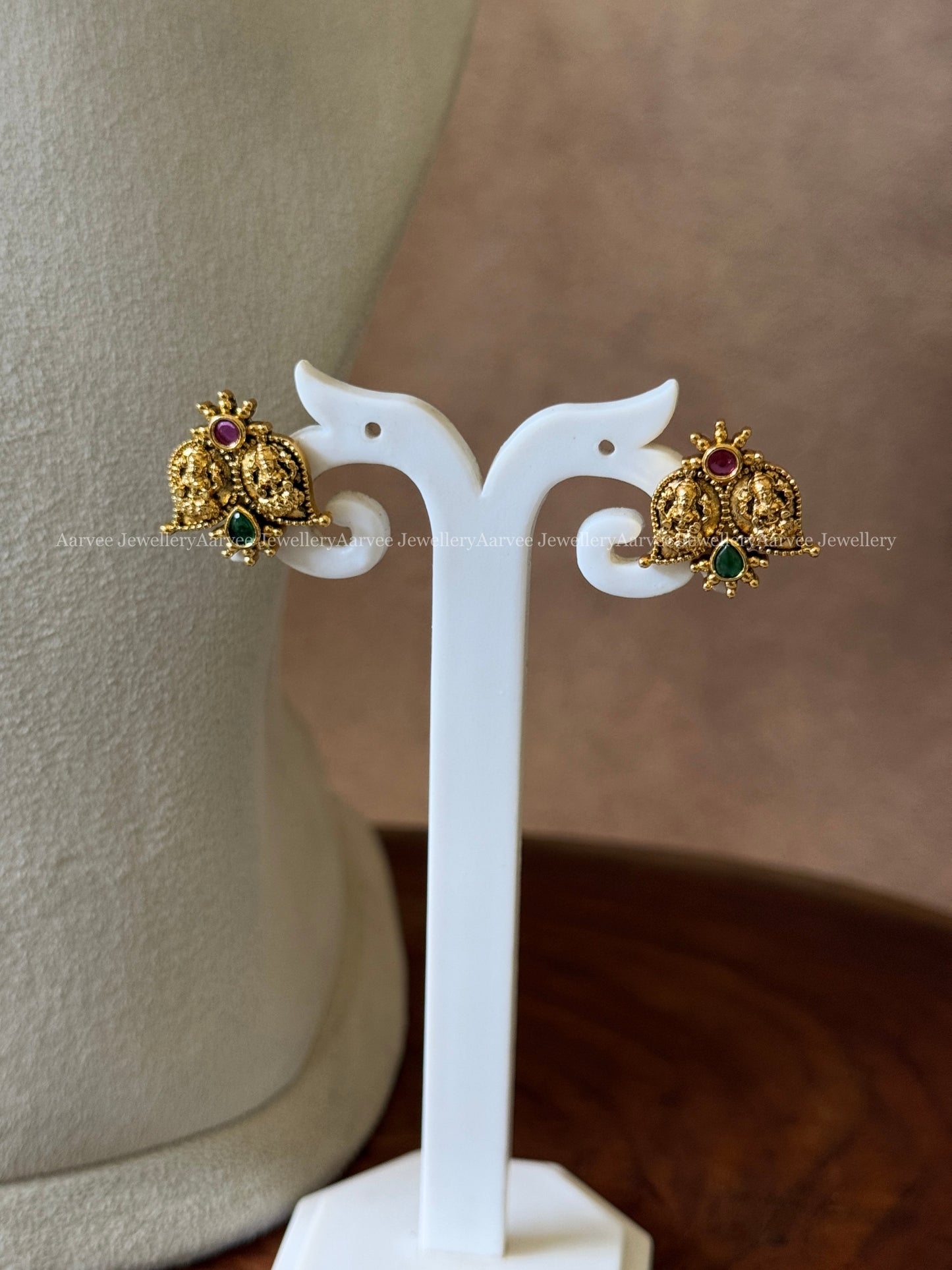 FULL GOLD LAKSHMI NECKLACE SET WITH RUBY / GREEN STONES