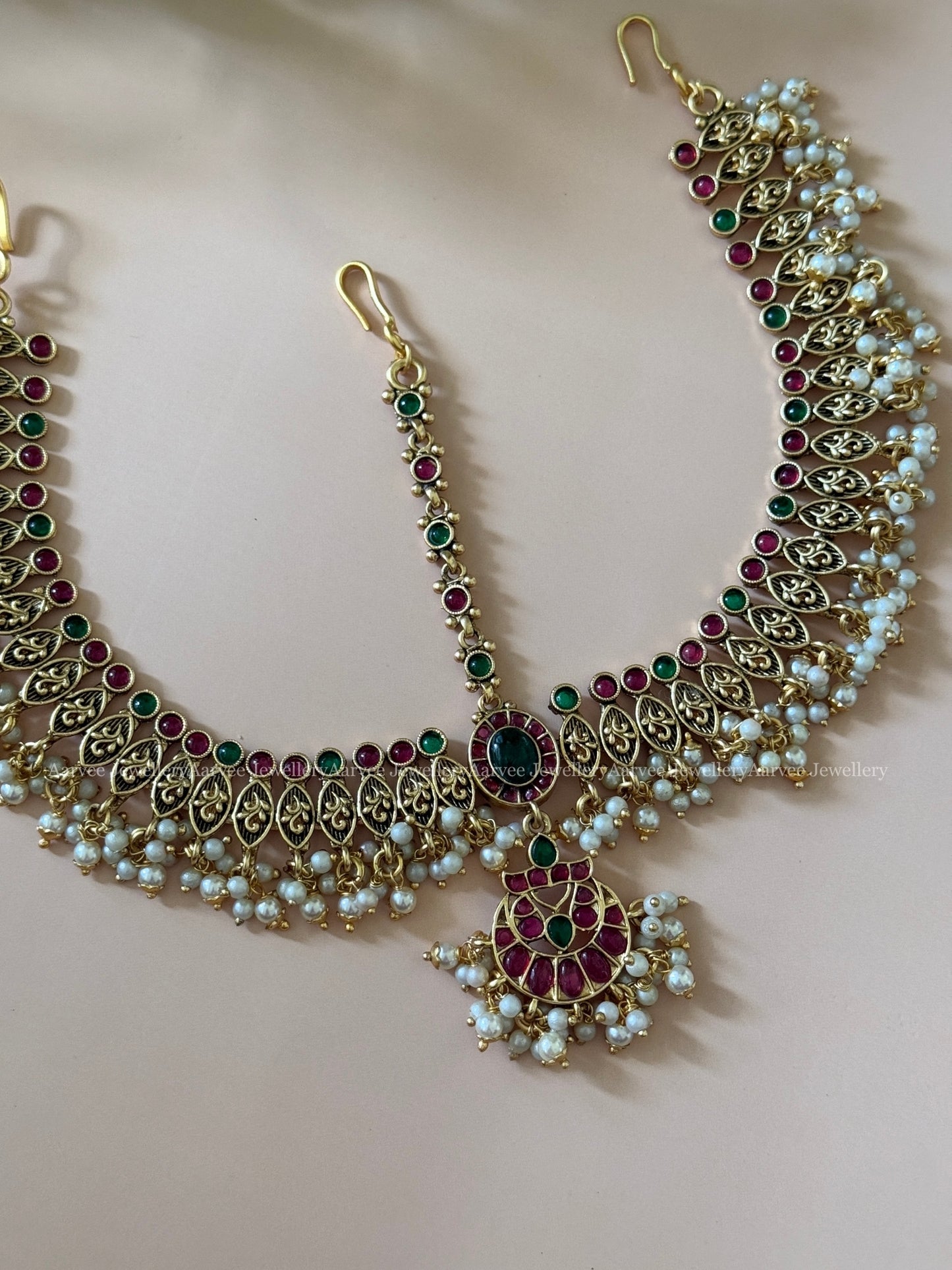 KEMP MATHAPATI CHAND PENDANT WITH RUBY/GREEN STONES AND PEARLS | GOLD FINISH