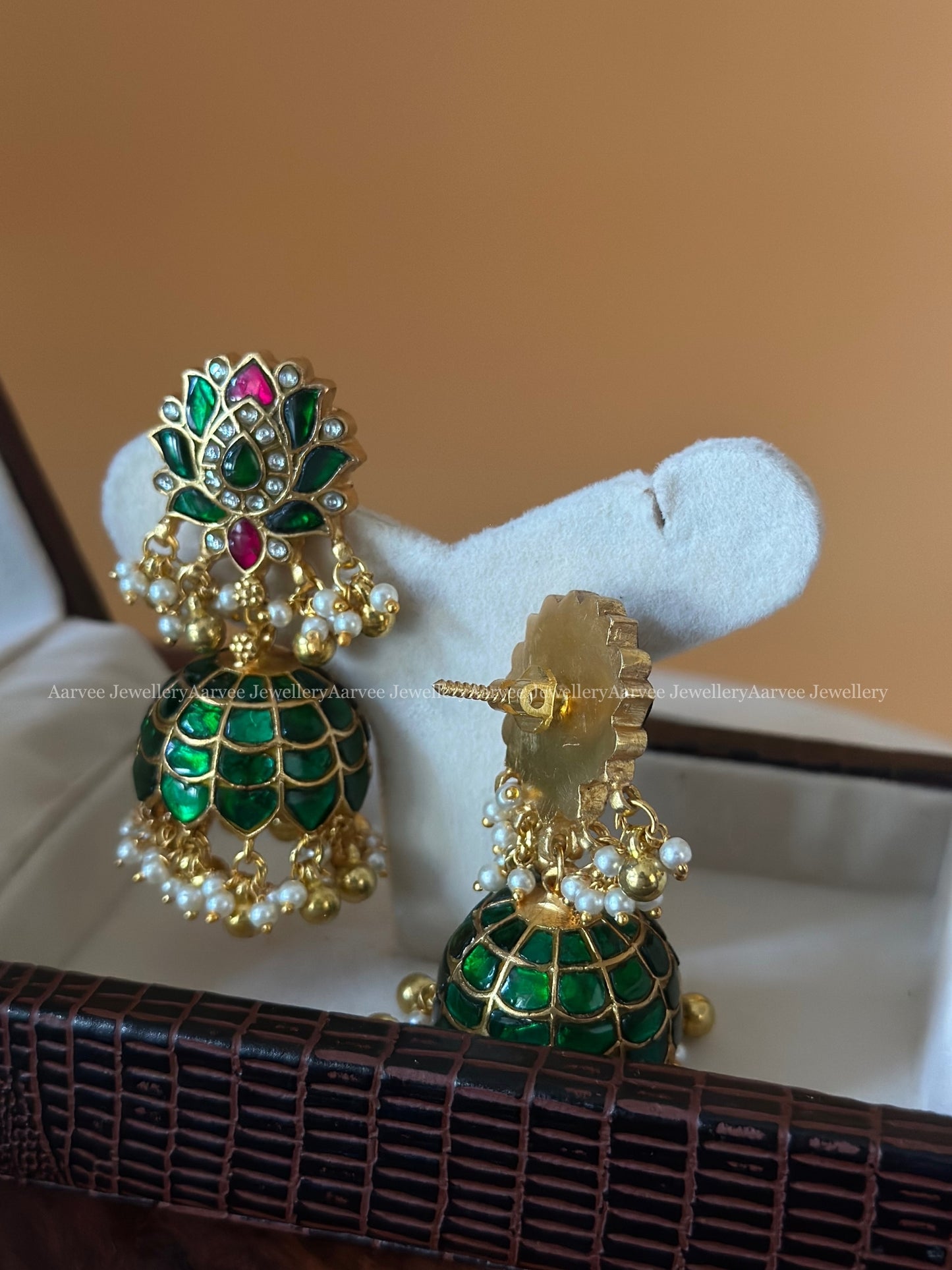 JADAU KUNDAN GREEN STONE LOTUS JHUMKI WITH MIX OF GOLD & PEARLS