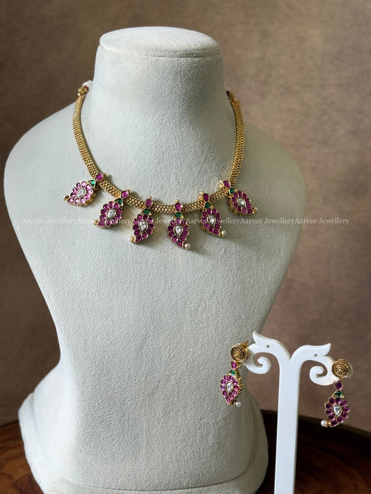 REVERSIBLE 2 IN 1 MANGO NECKLACE SET WITH PINK / WHITE STONES