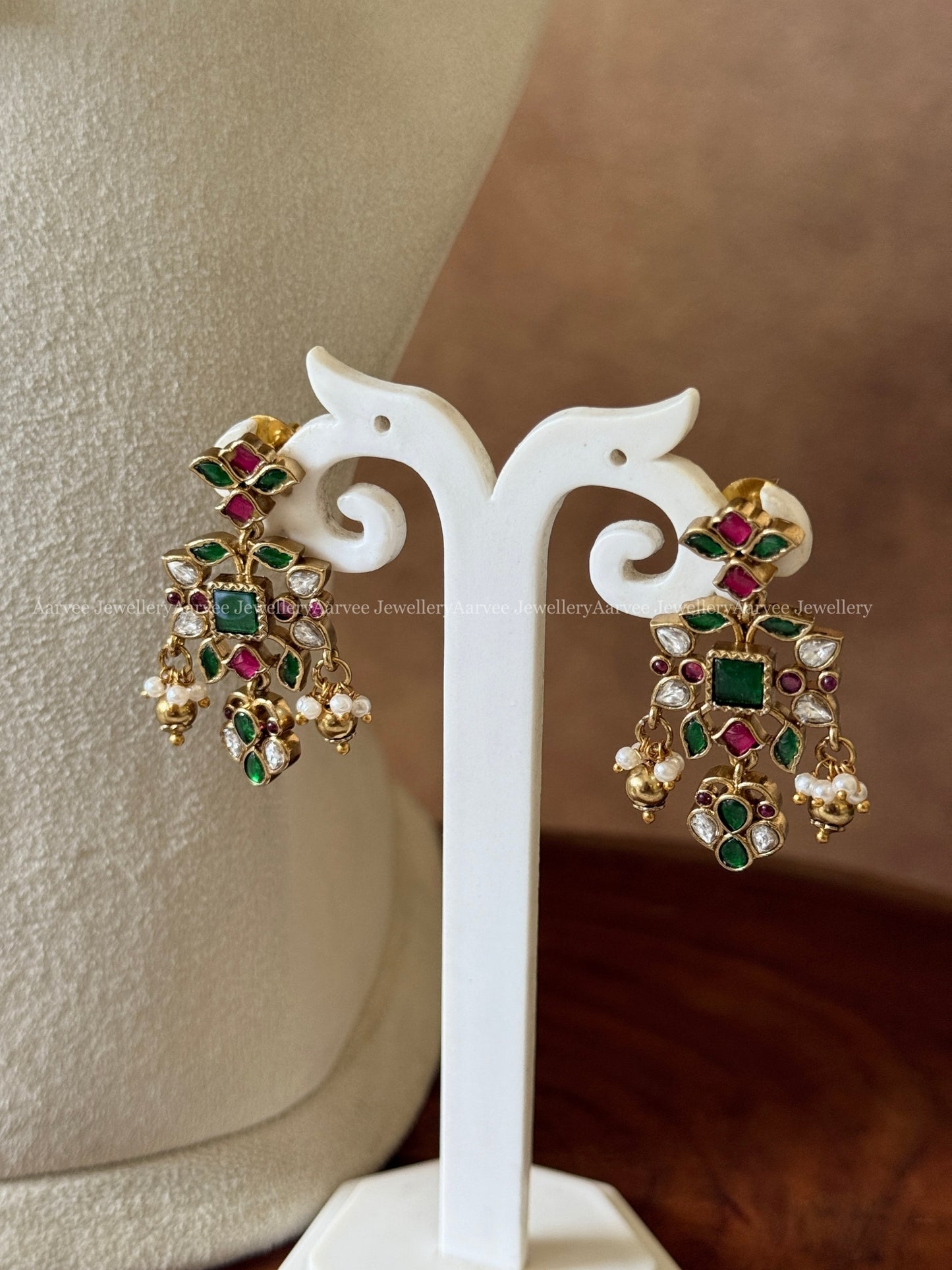 CZ WHITE / GREEN / PINK STONES NECKLACE SET WITH GOLD BEADS