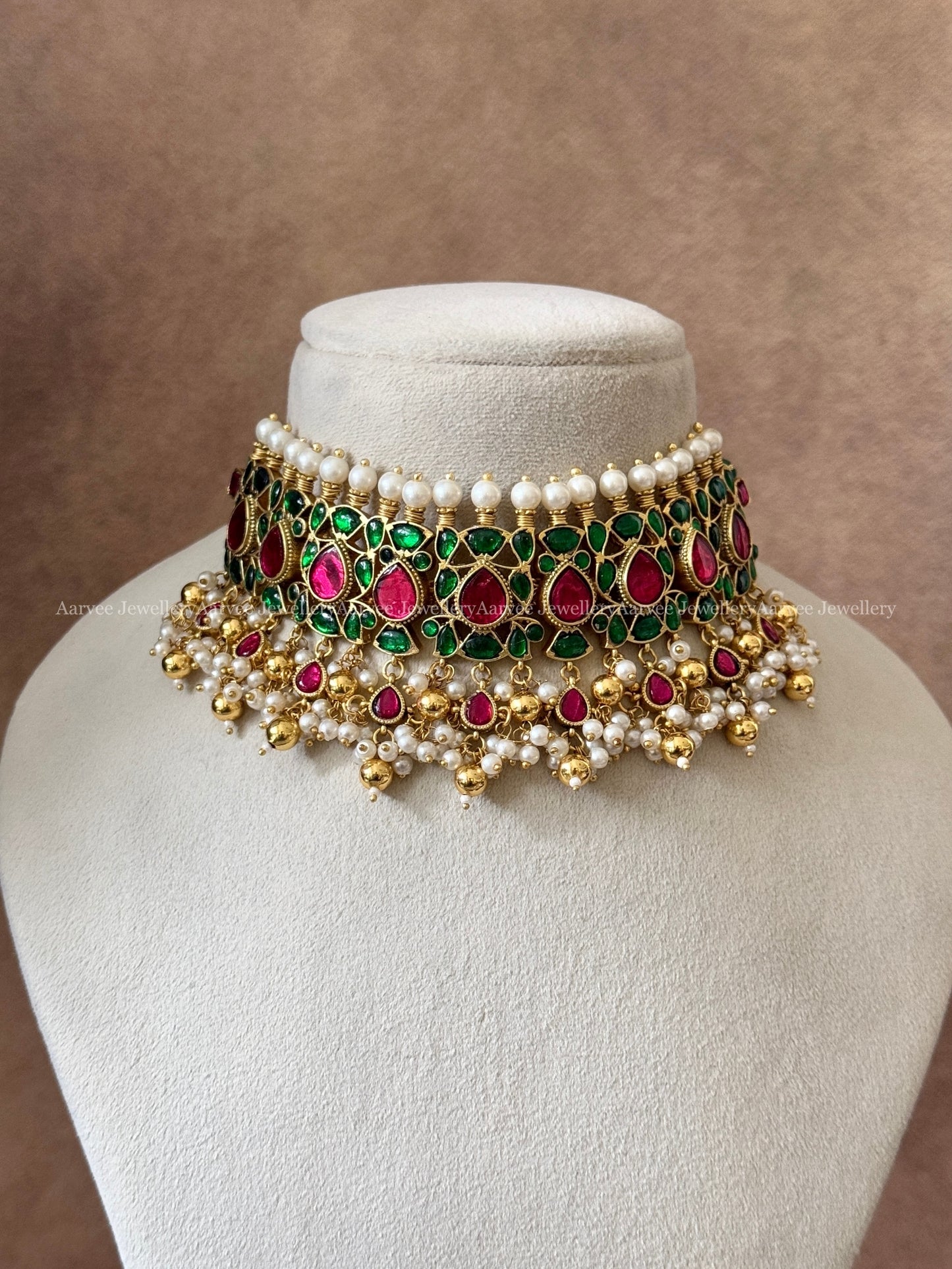 JADAU KUNDAN CHOKER SET WITH PINK & GREEN STONES WITH PEARL & GOLD BEADS