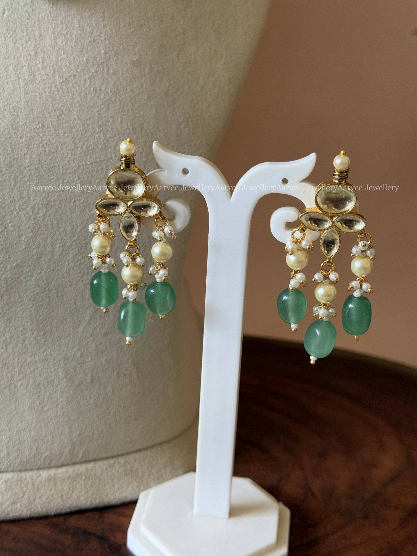 POLKI KUNDAN WHITE STONES NECKLACE SET WITH PASTEL BEADS