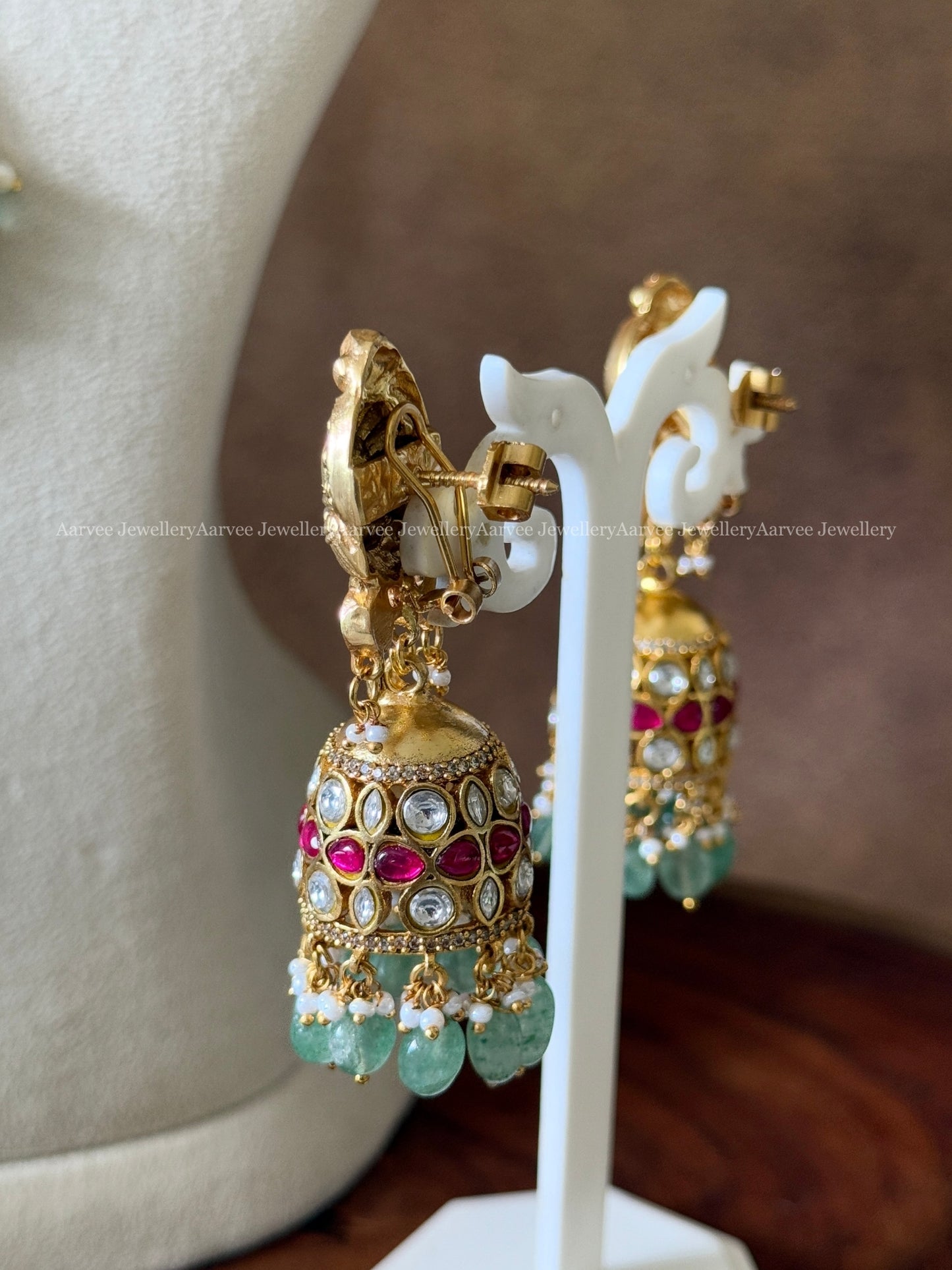 A LUXURIOUS JADAU KUNDAN SEMI BRIDAL JEWELLERY SET | RUBY STONES & PASTEL BEAD DROPS