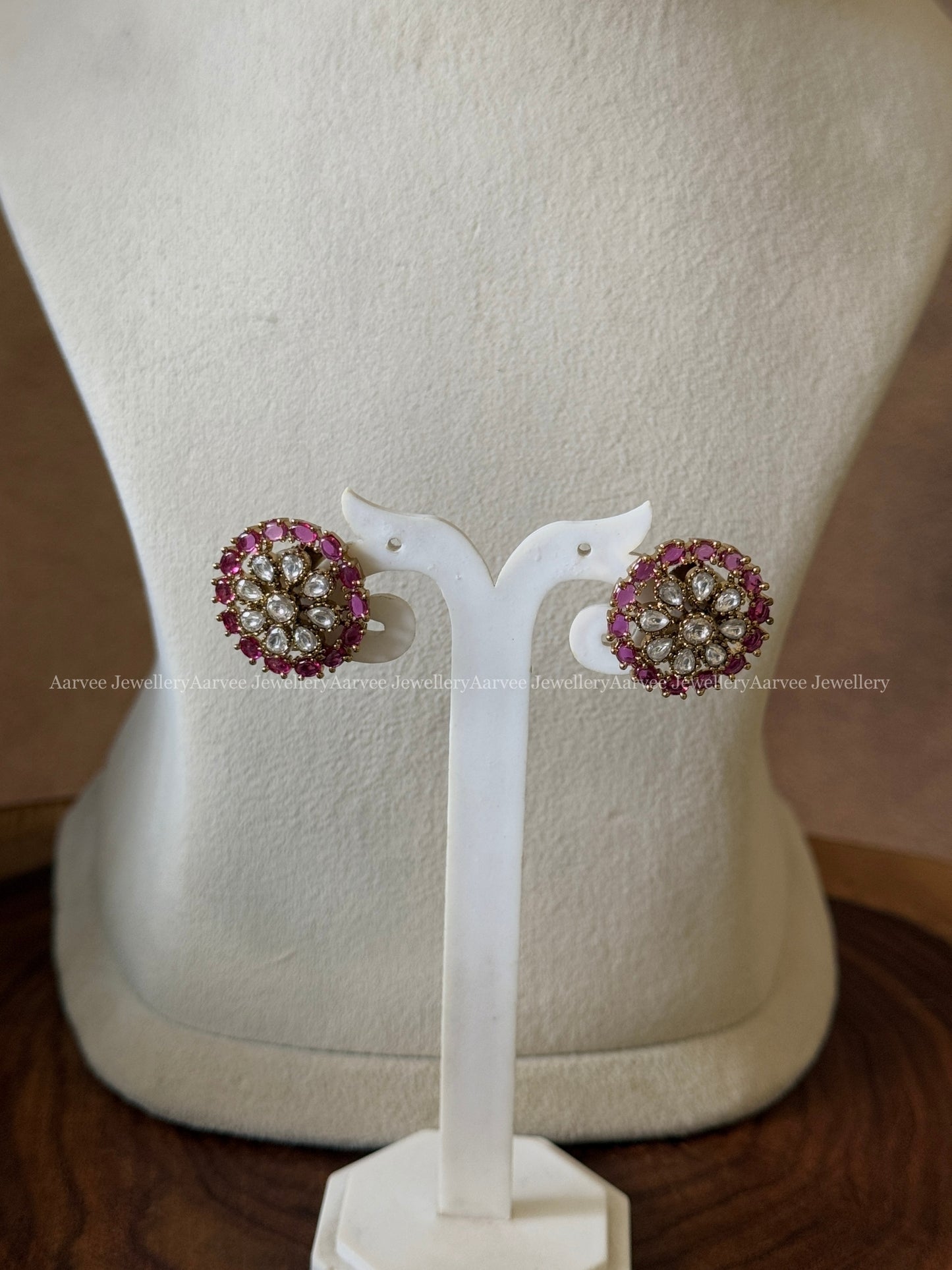VICTORIAN PINK & WHITE STONES CHOKER SET WITH PASTEL BEADS