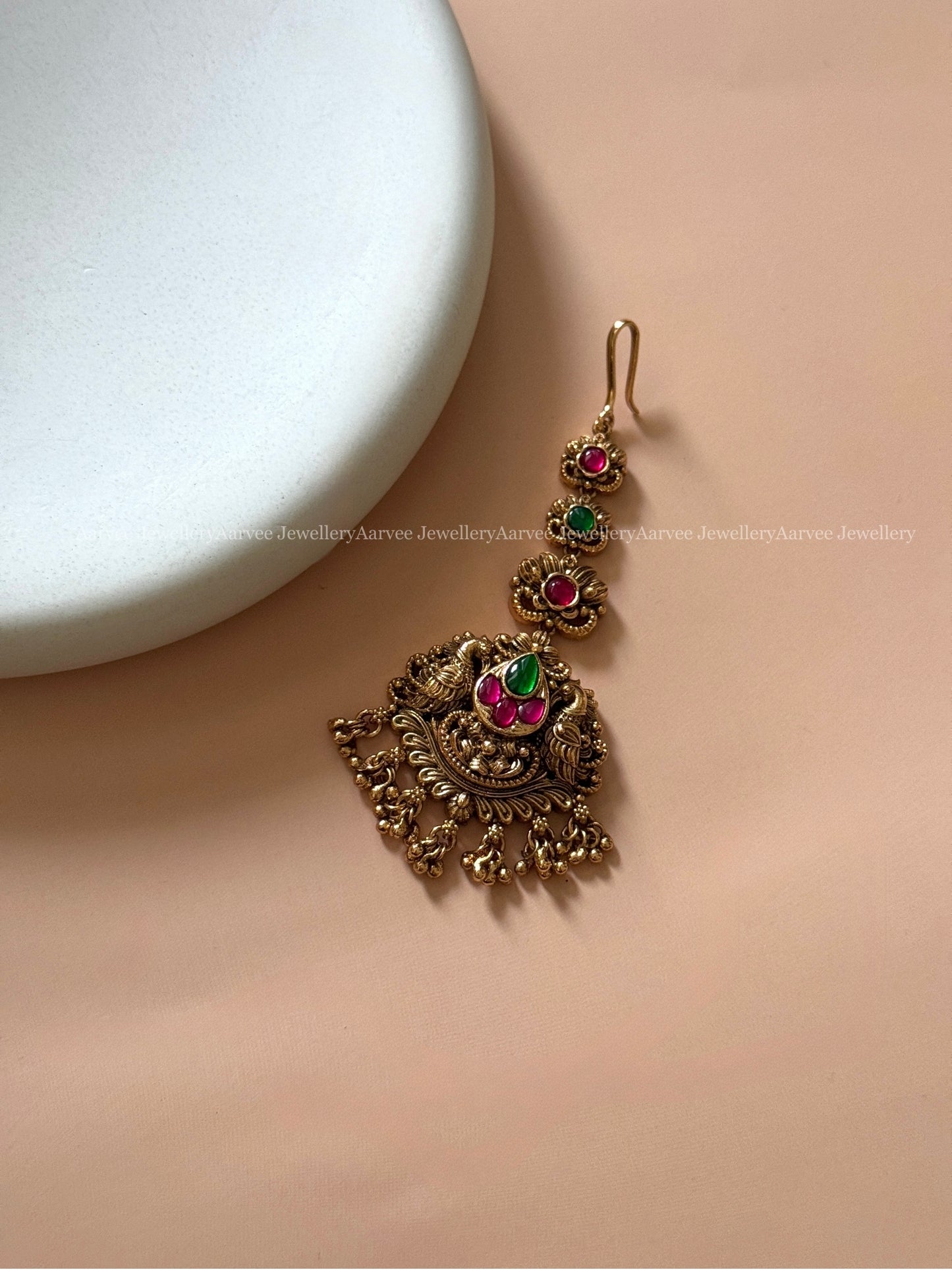 ANTIQUE GOLD PEACOCK MOTIF TIKKA WITH GOLD BEADS