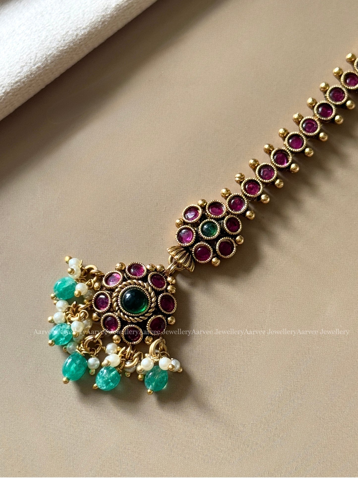 SIMPLE KEMP TIKKA WITH RUBY STONES AND PASTEL BEADS